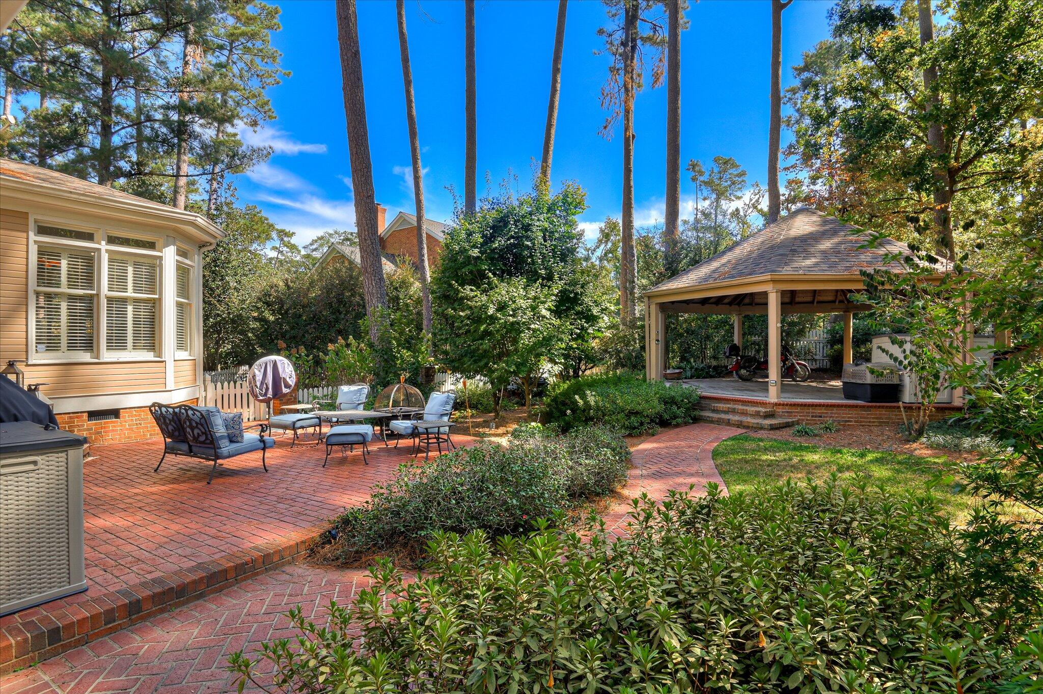 6 Tall Pine Circle, Augusta