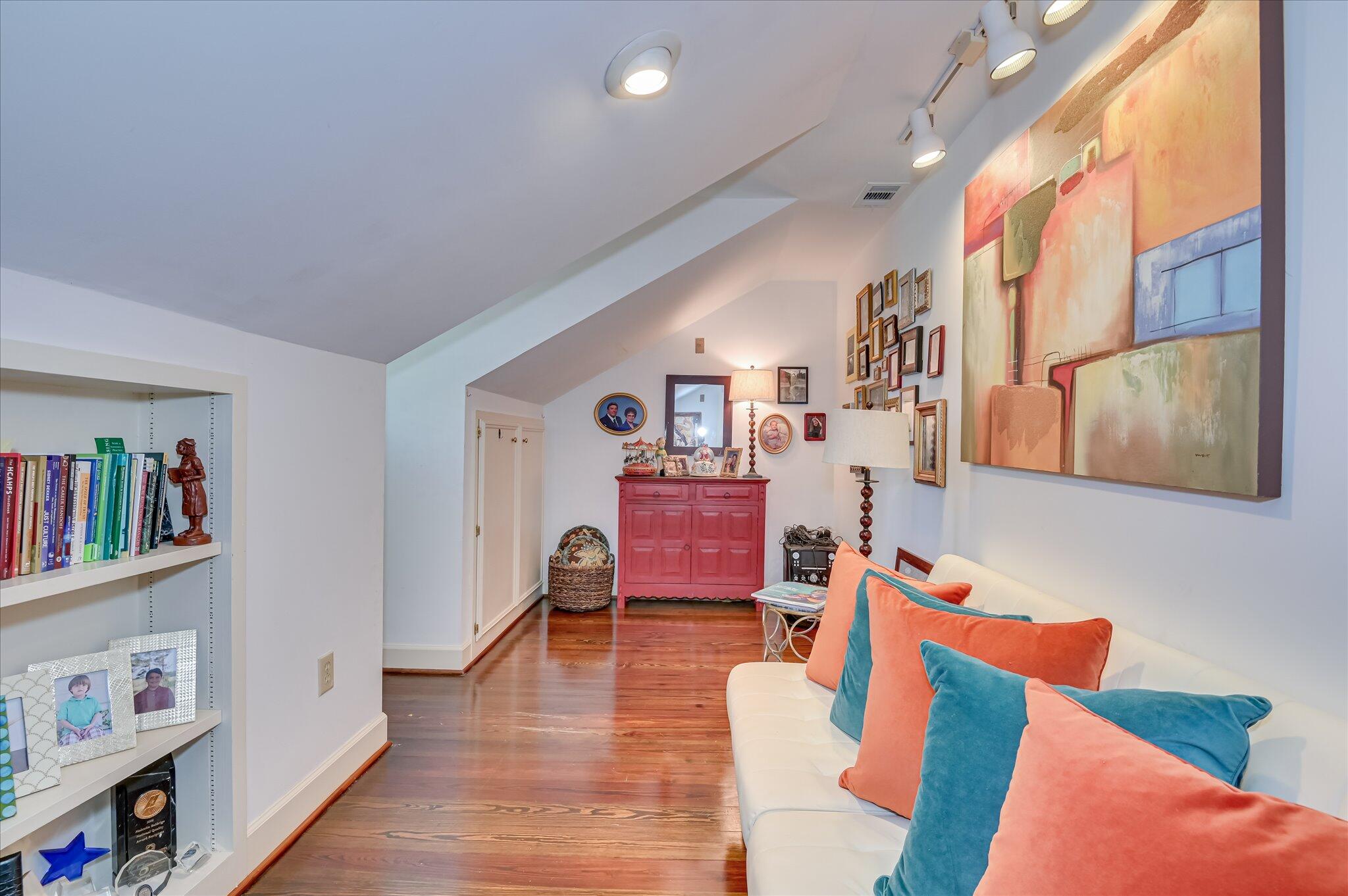 6 Tall Pine Circle, Augusta