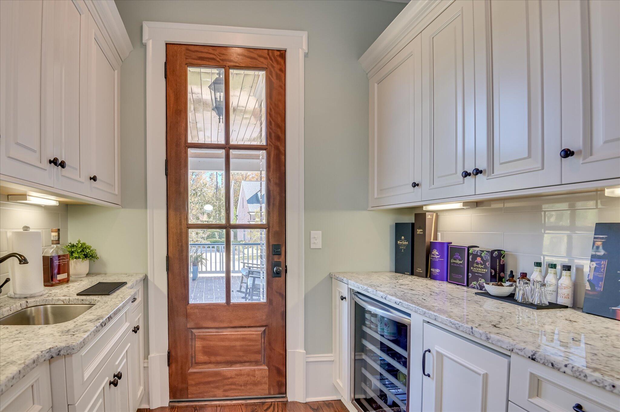 2835 Towering Oak Drive