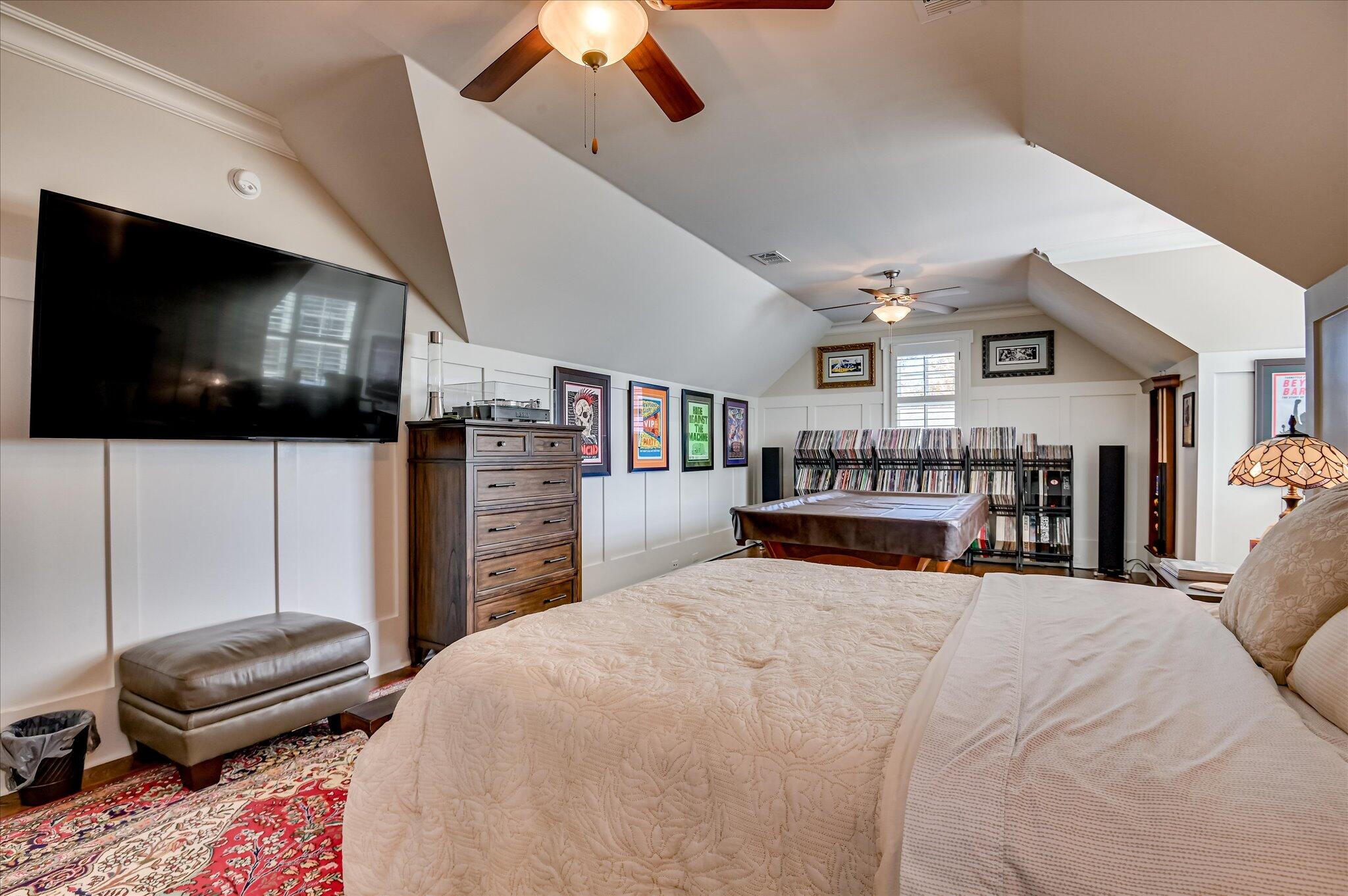 2835 Towering Oak Drive