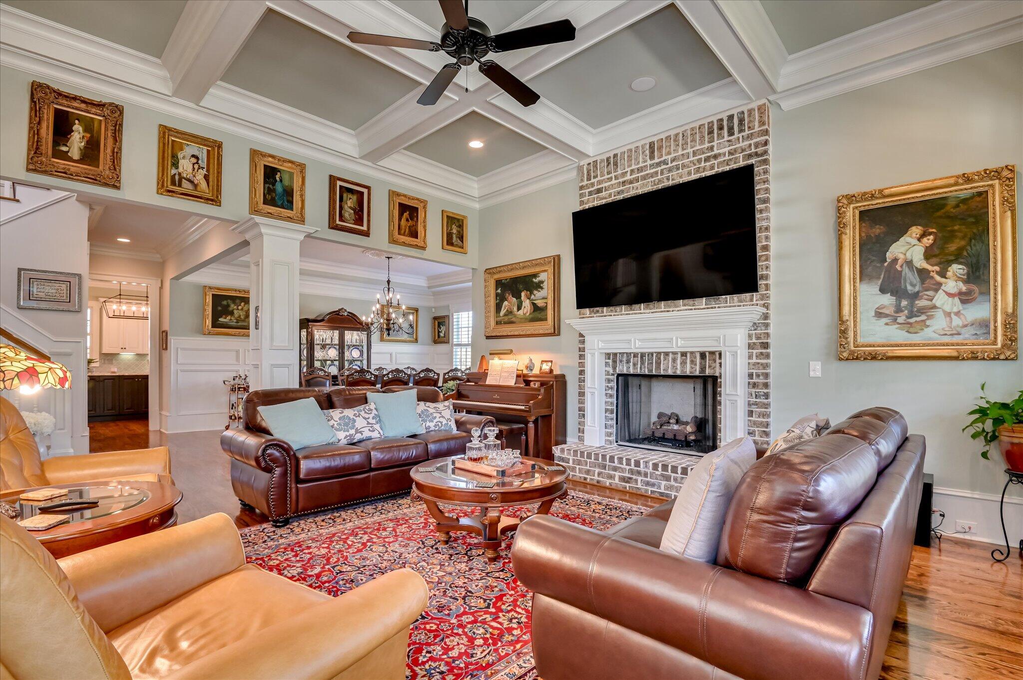 2835 Towering Oak Drive