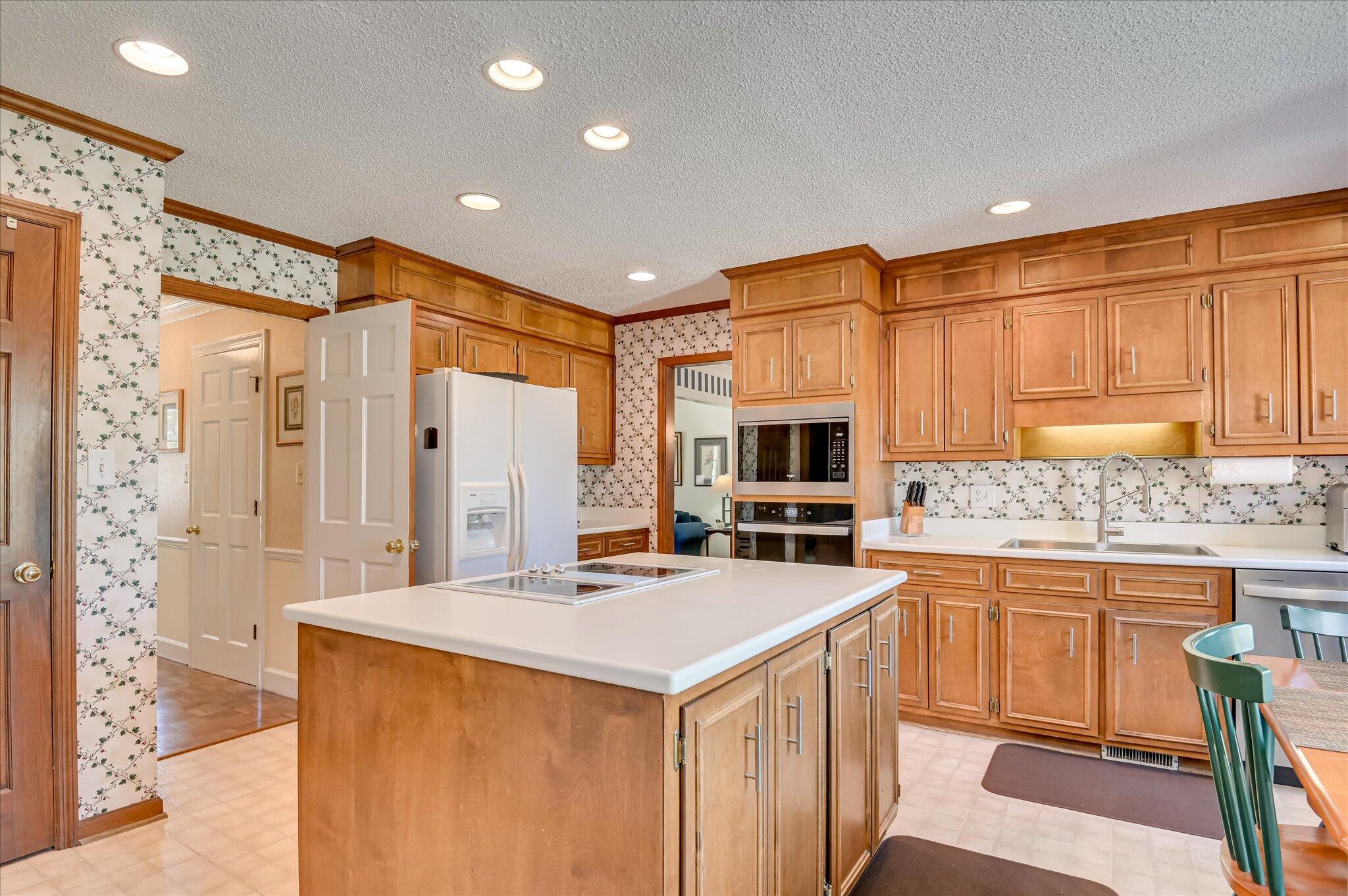 4179 Heathcliff Drive