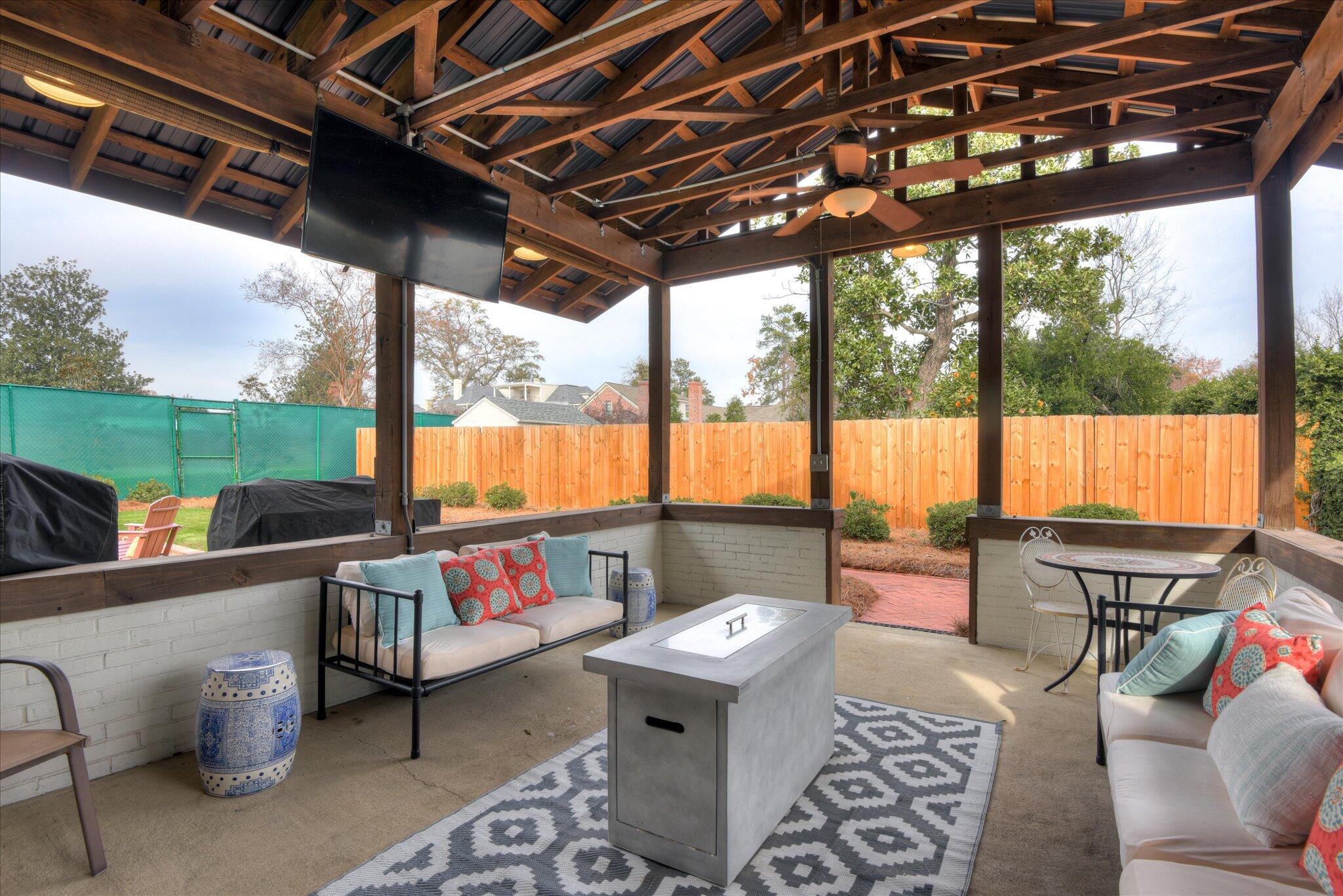 1015 Monte Sano Avenue