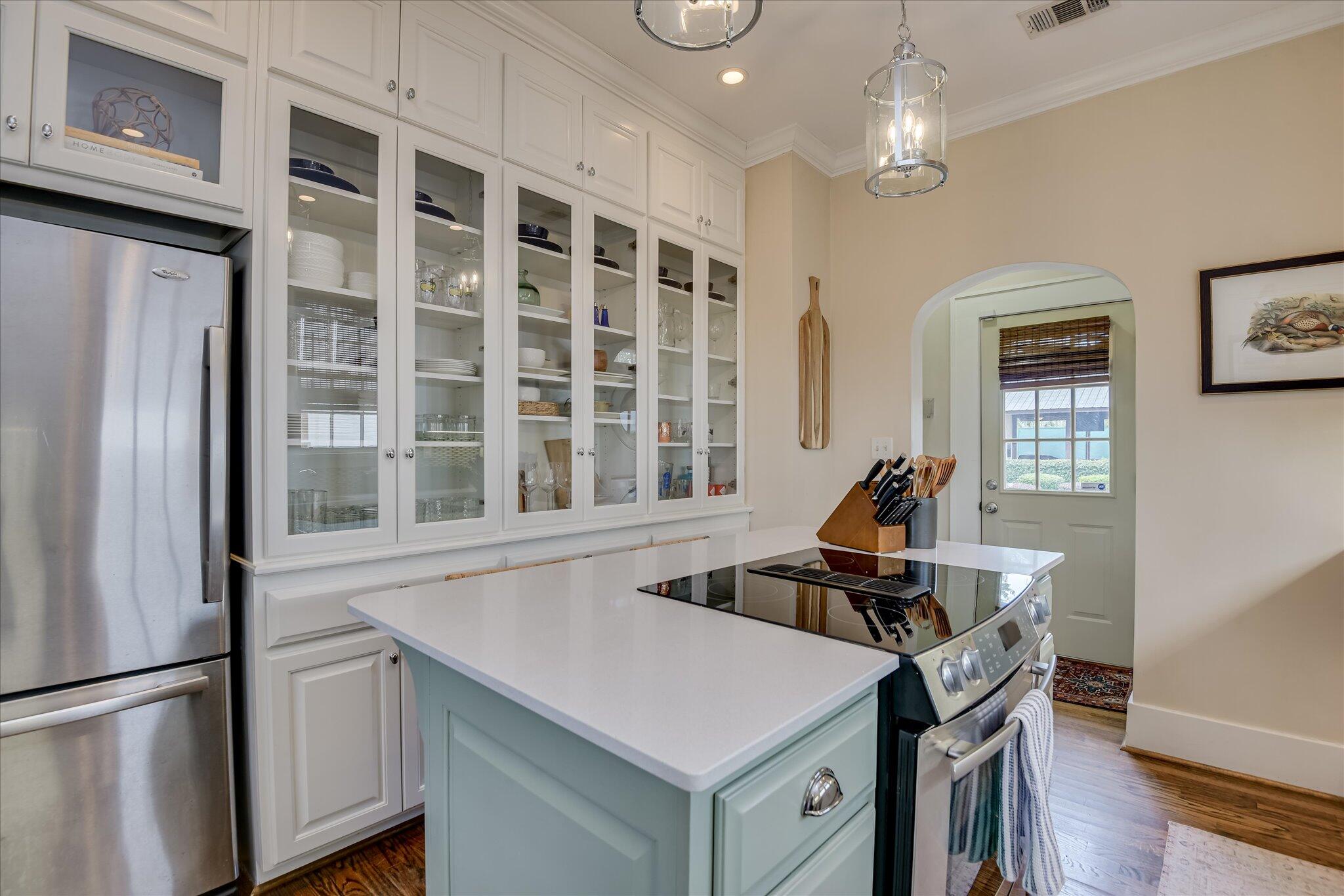 1015 Monte Sano Avenue