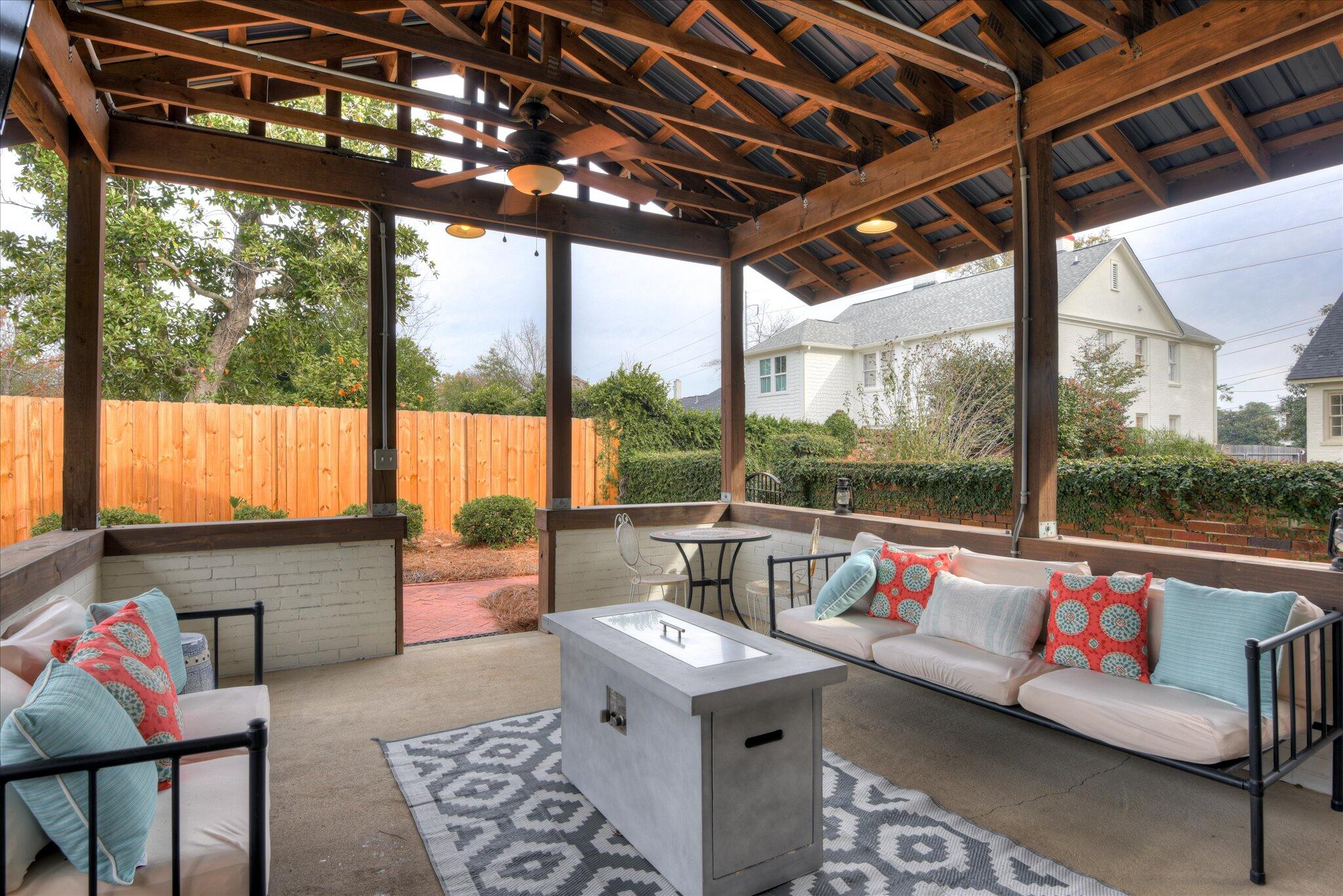 1015 Monte Sano Avenue