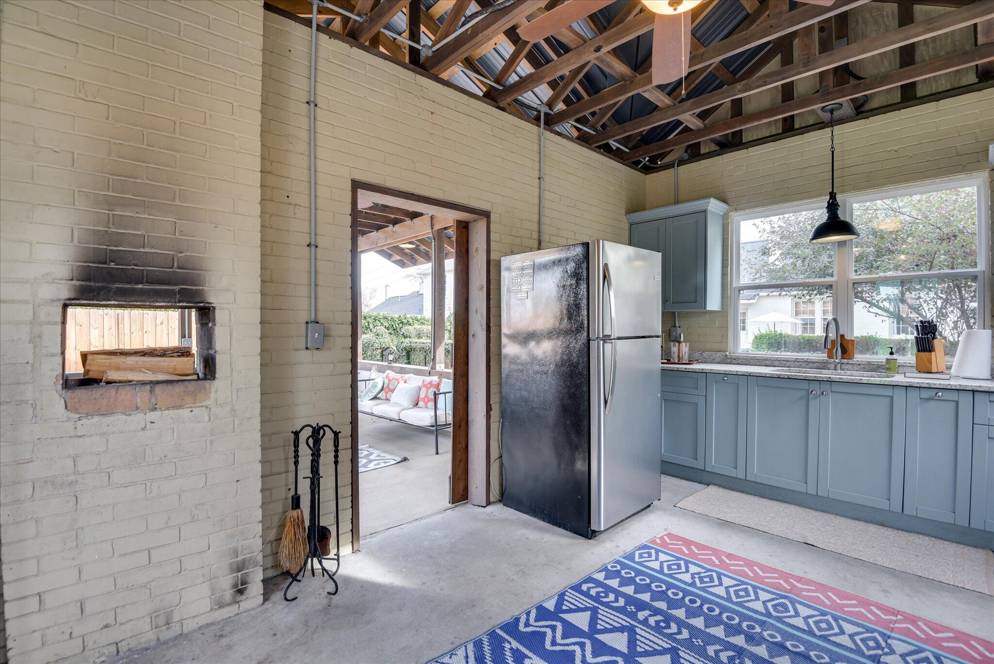 1015 Monte Sano Avenue