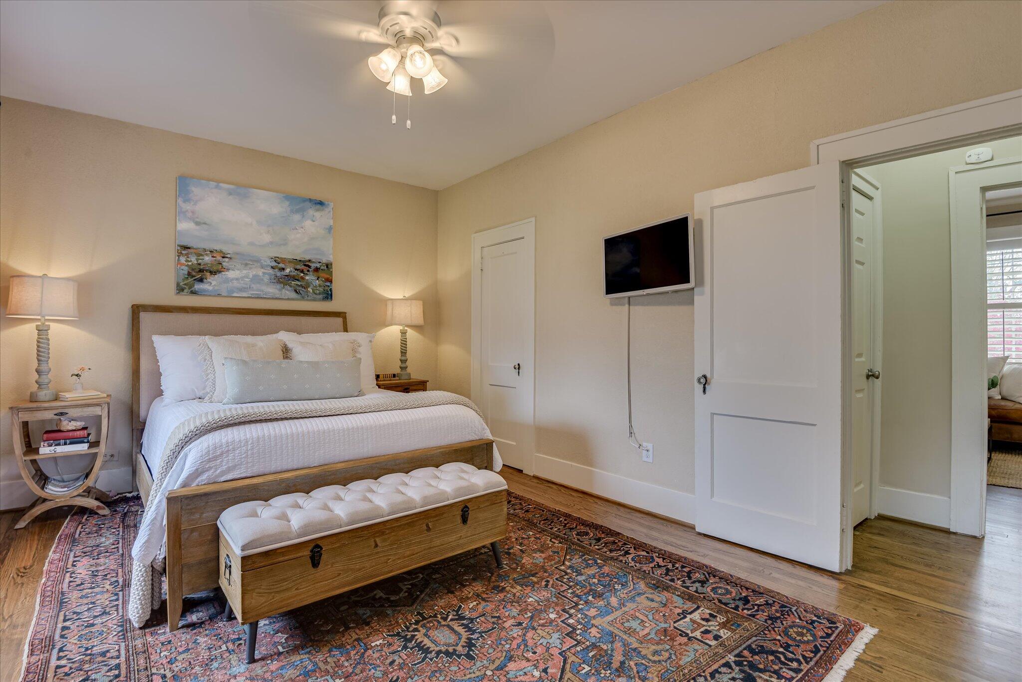 1015 Monte Sano Avenue