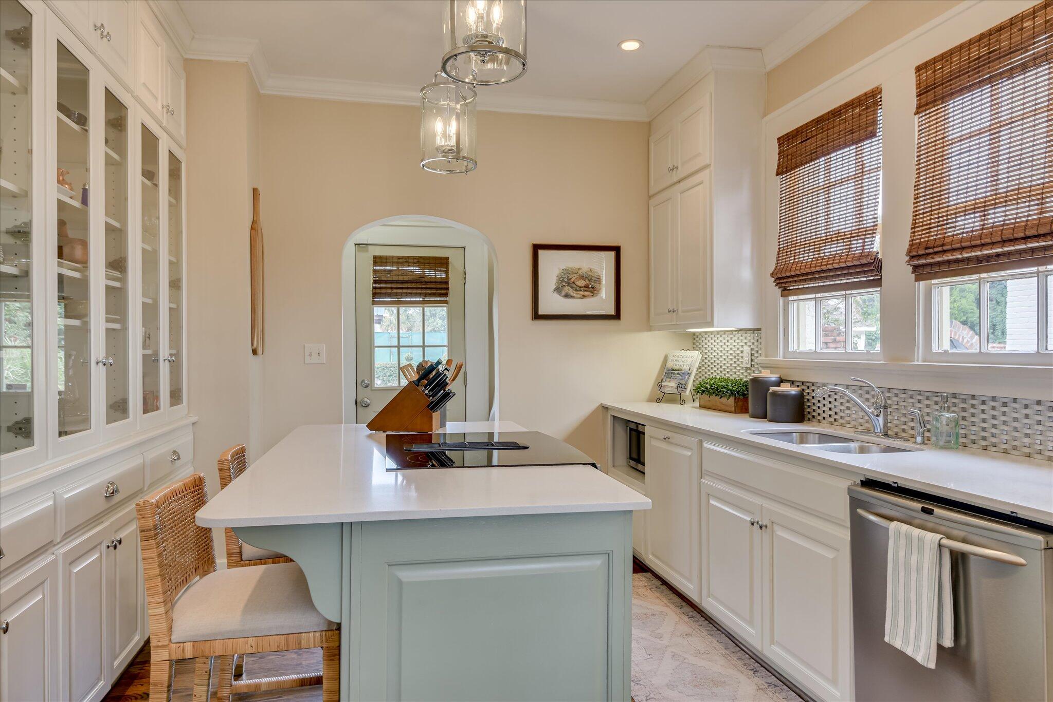 1015 Monte Sano Avenue