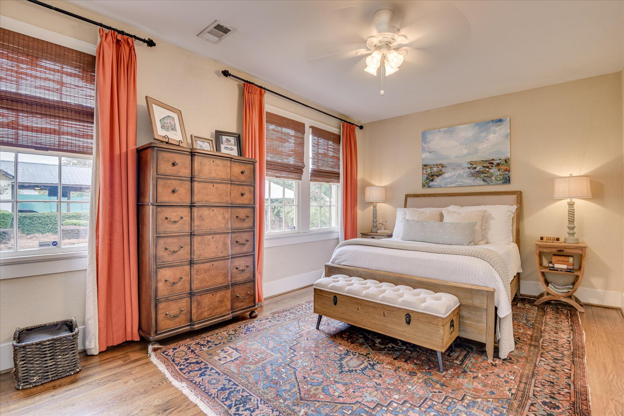 1015 Monte Sano Avenue