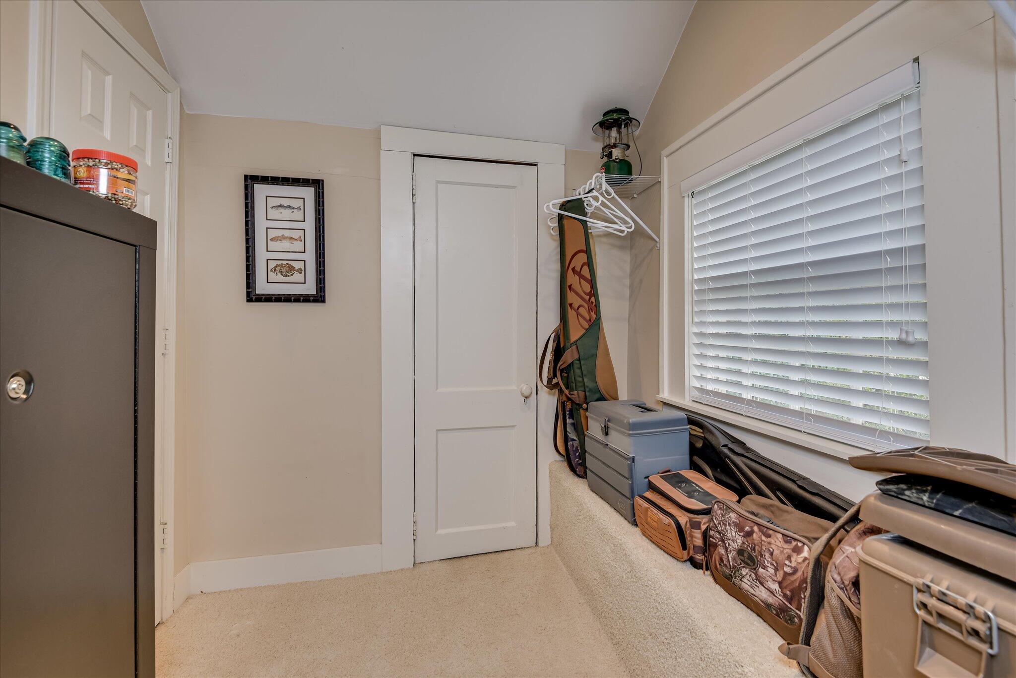 1015 Monte Sano Avenue