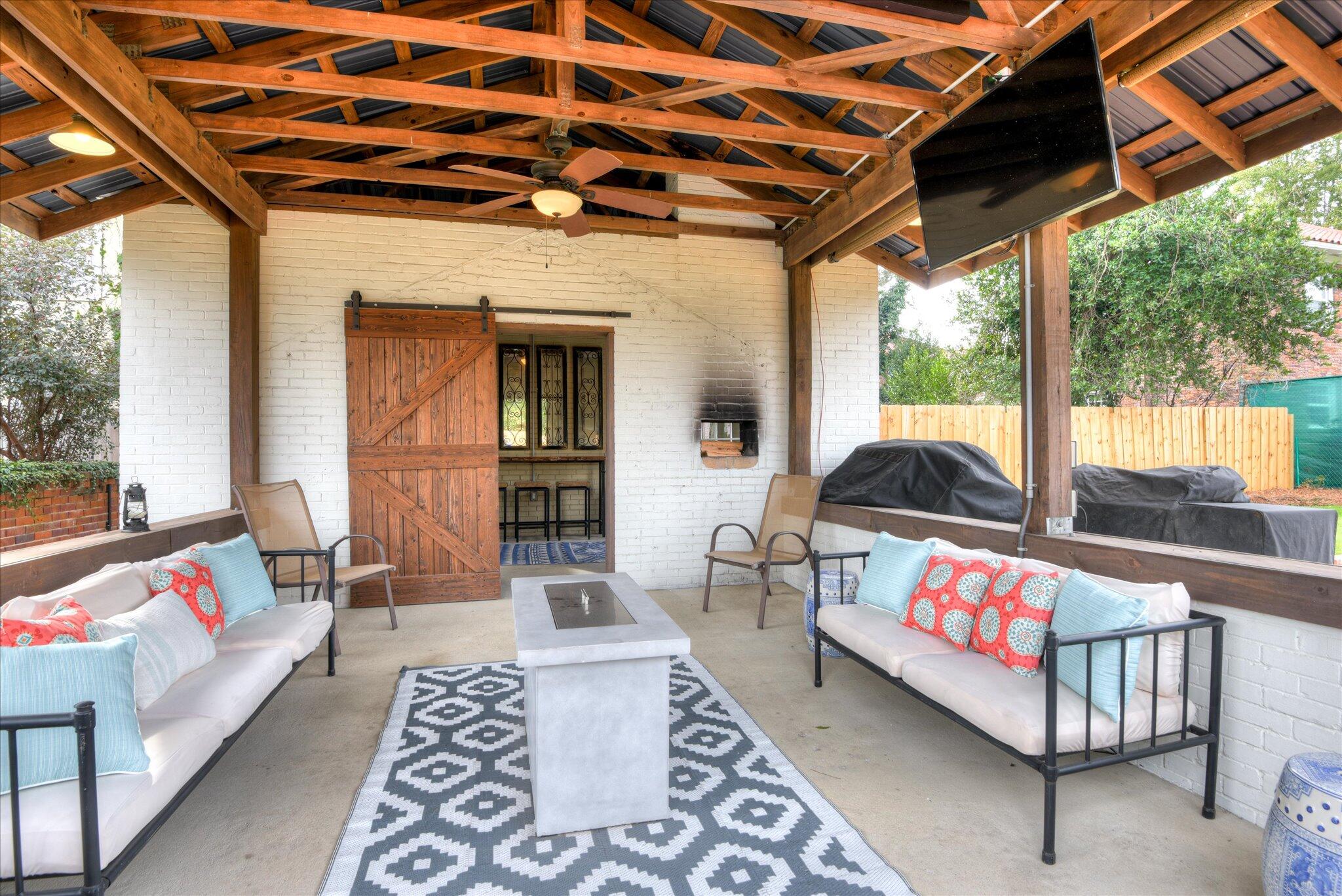 1015 Monte Sano Avenue