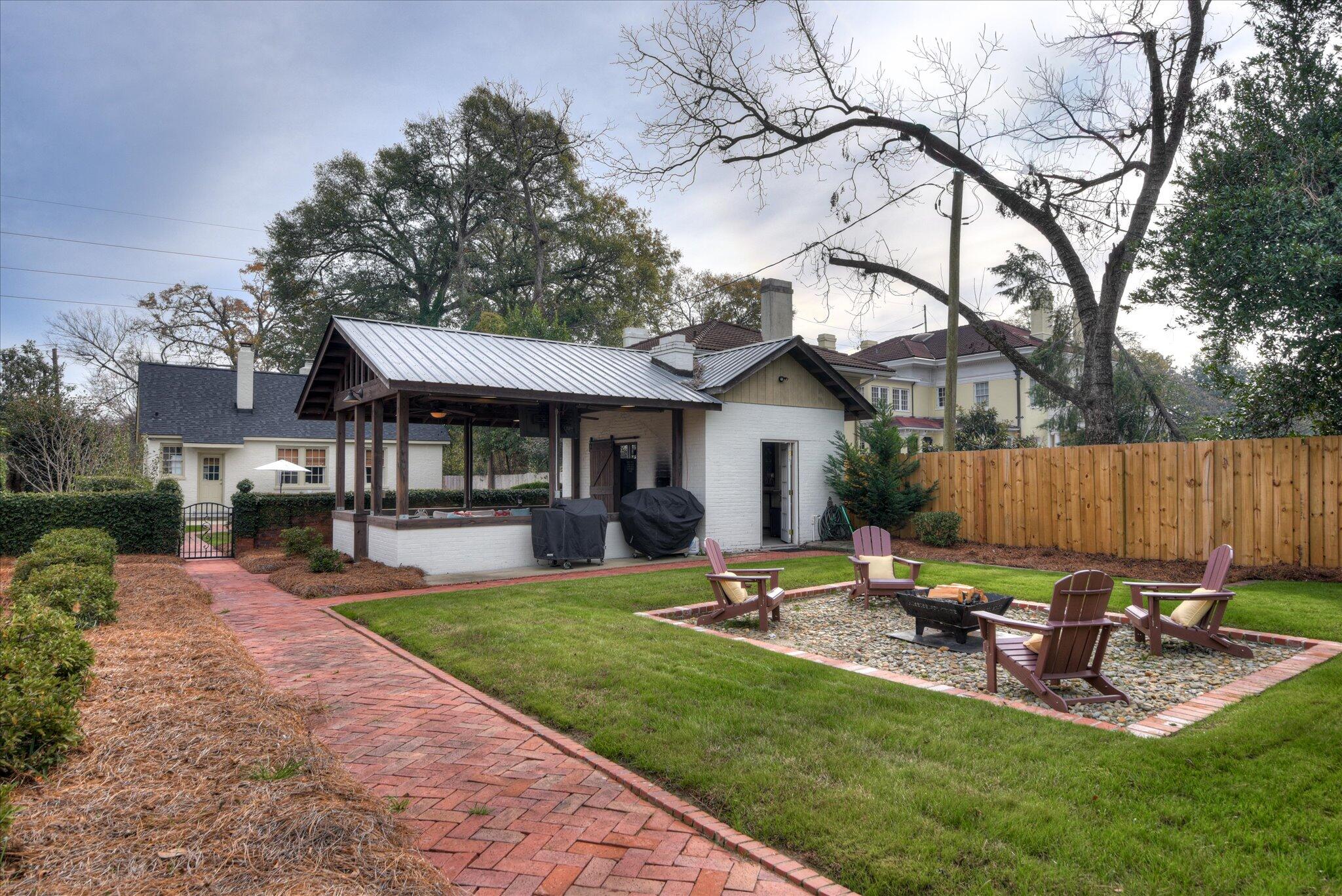 1015 Monte Sano Avenue