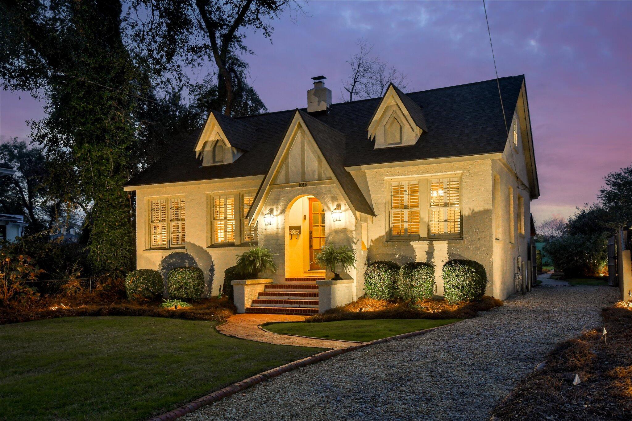 1015 Monte Sano Avenue