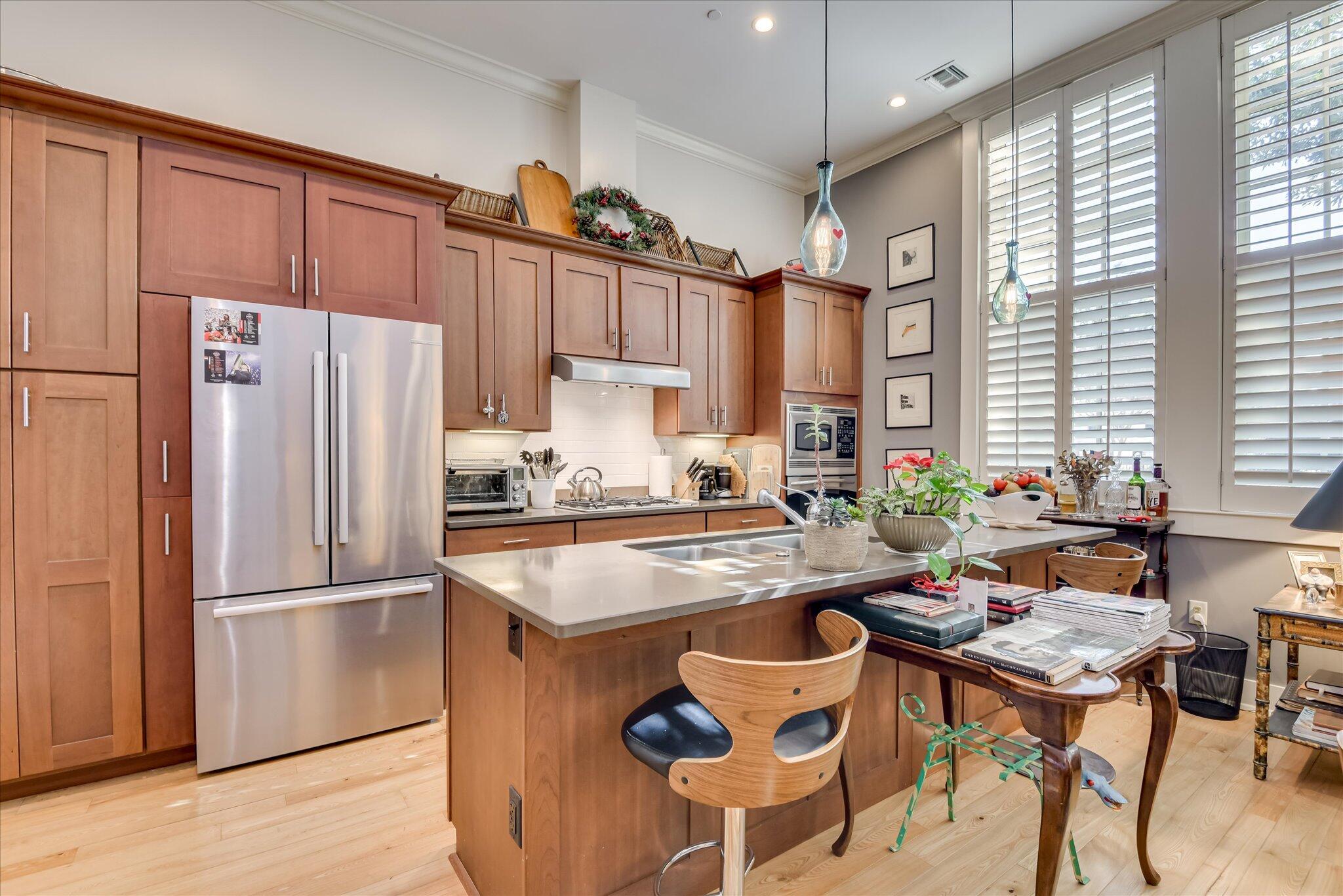 2349 Williams Street 101 101