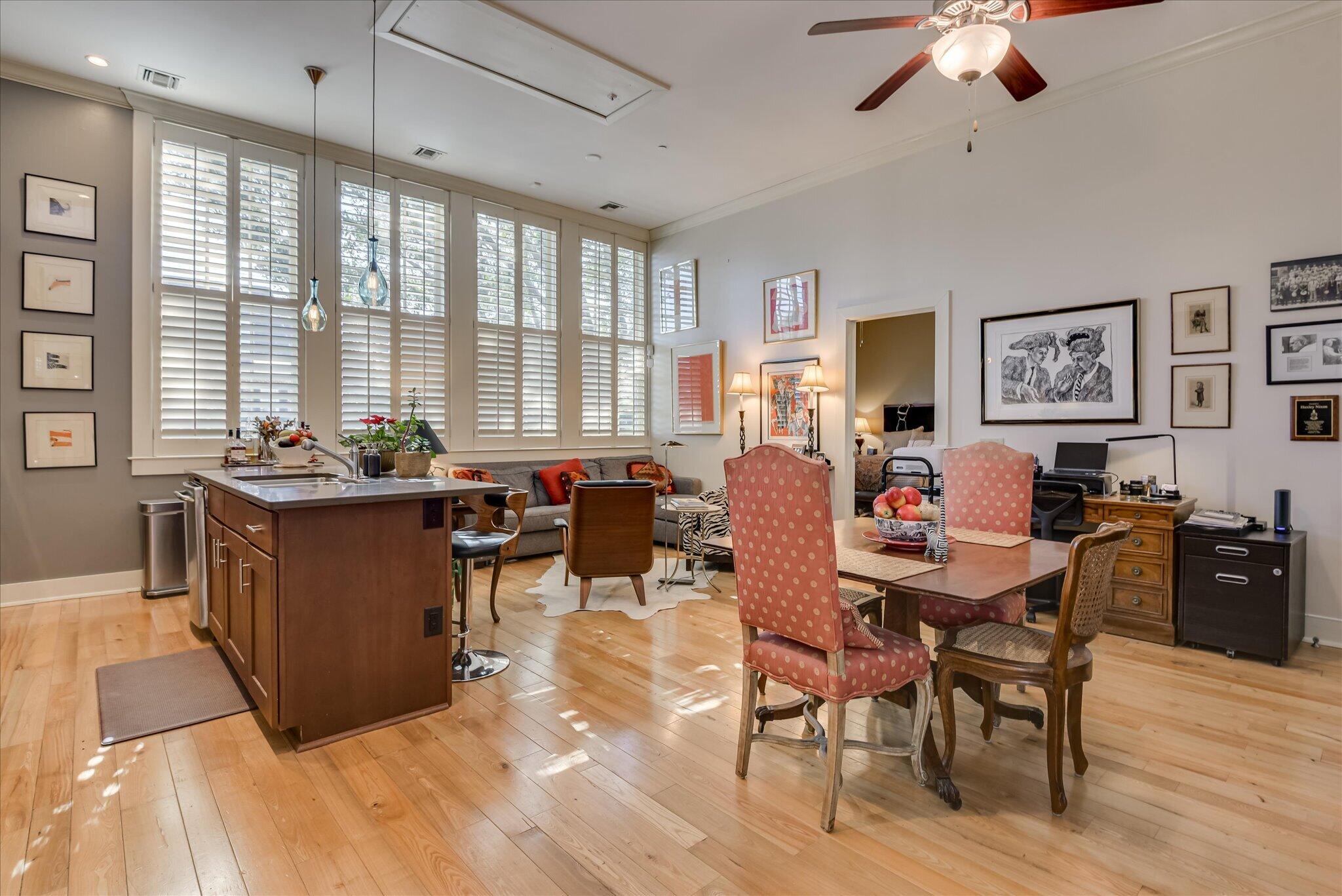 2349 Williams Street 101 101