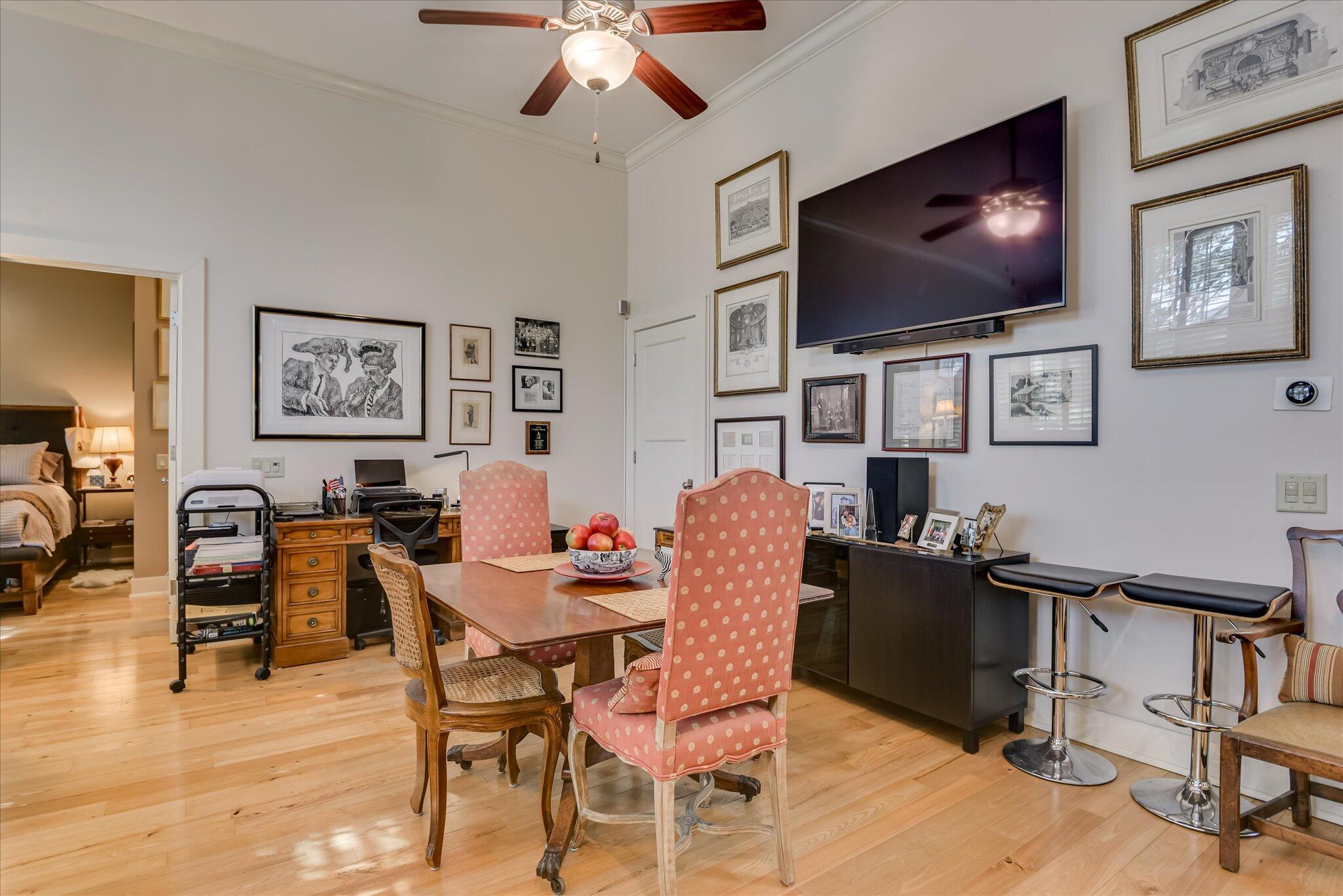 2349 Williams Street 101 101