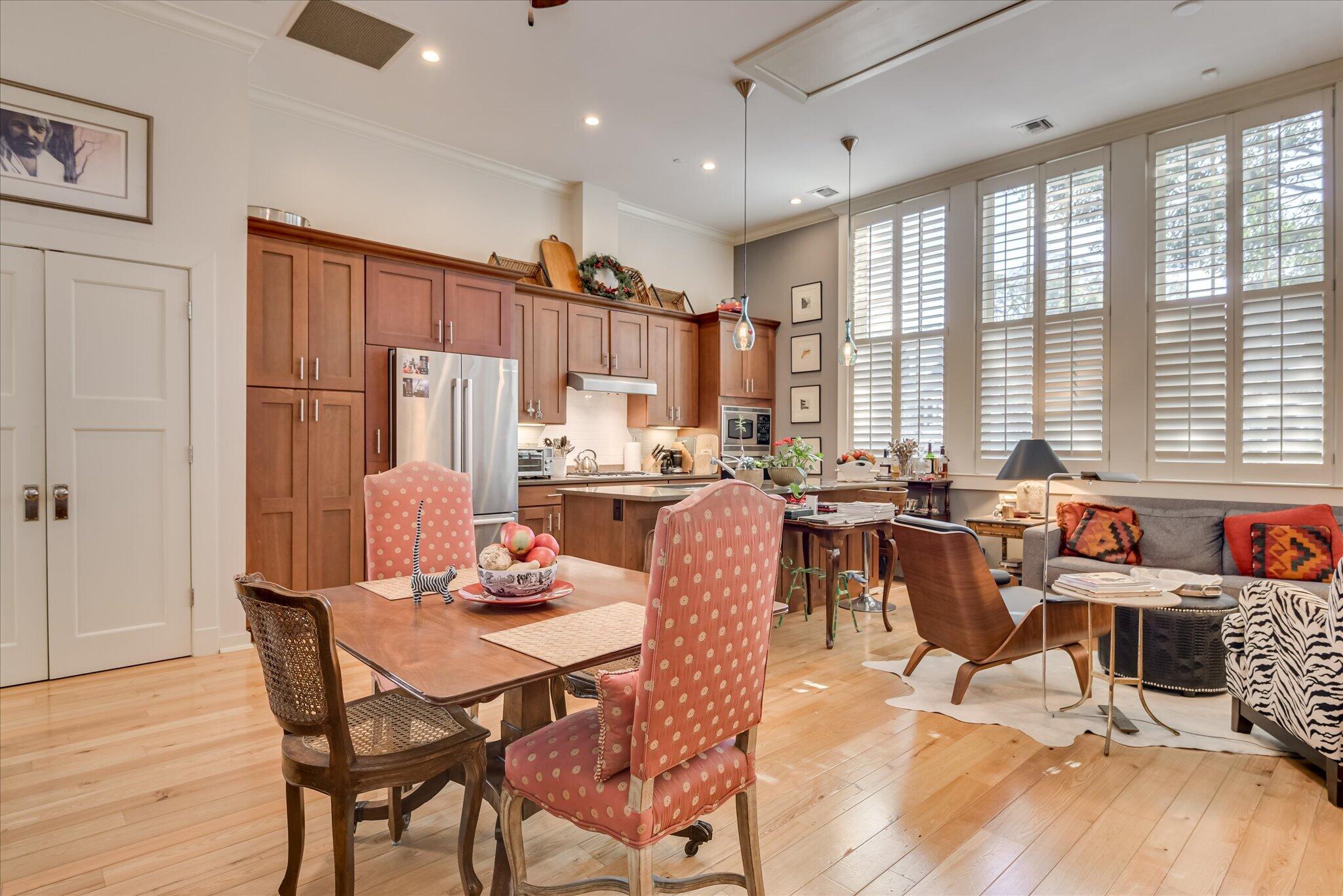 2349 Williams Street 101 101