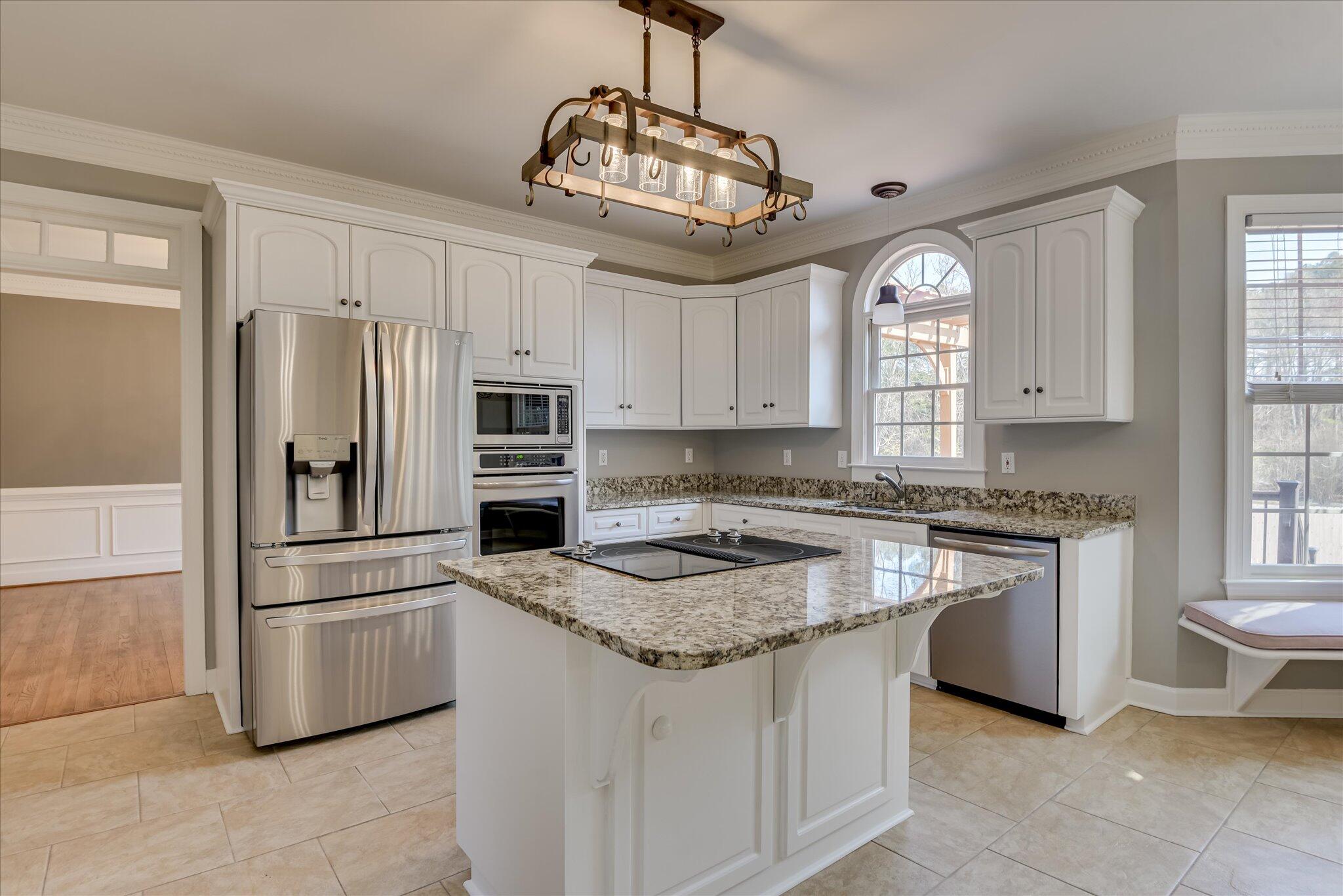 3462 Rhodes Hill Drive