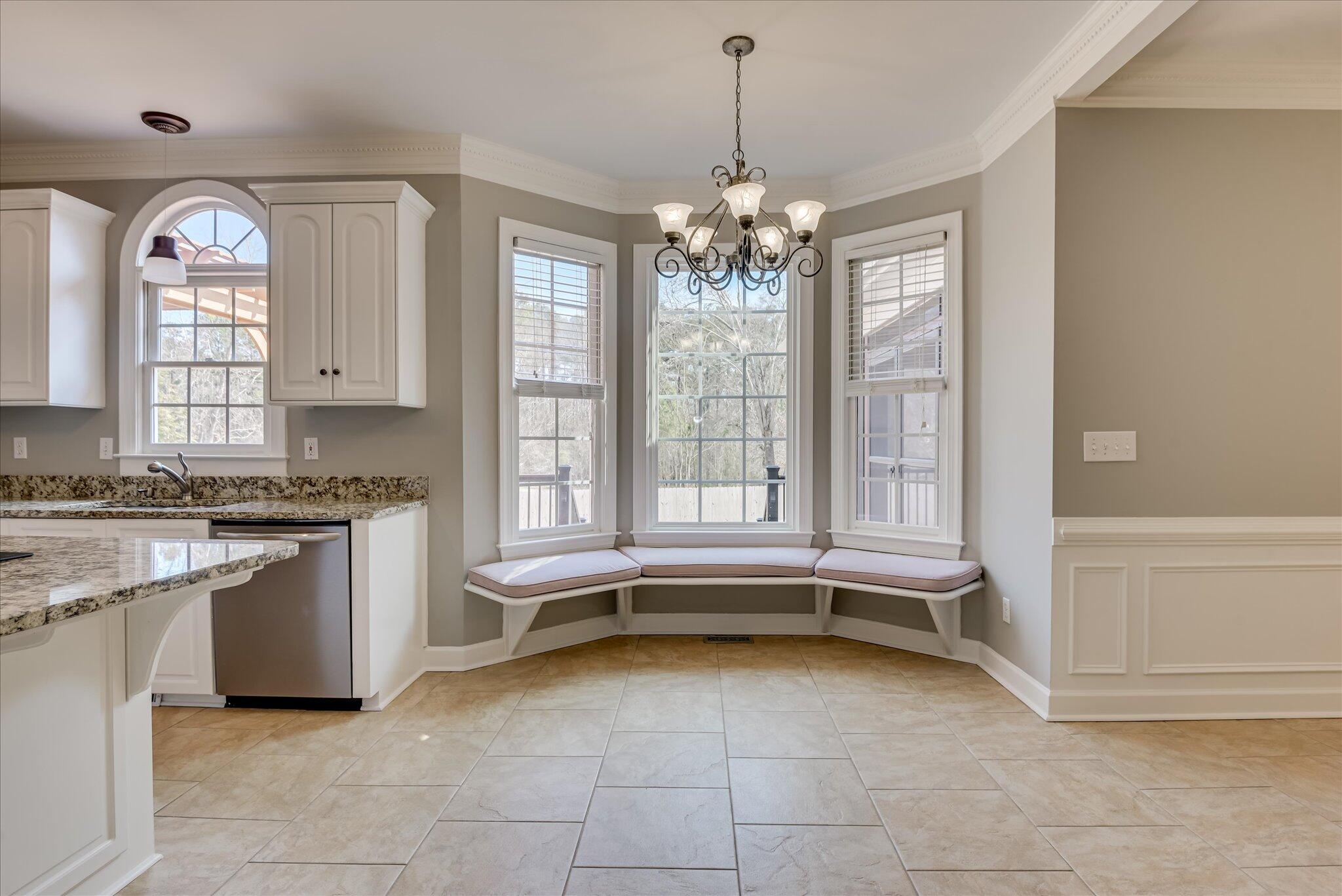 3462 Rhodes Hill Drive