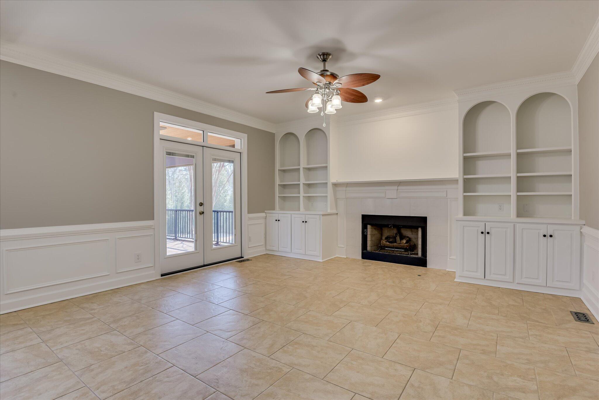 3462 Rhodes Hill Drive