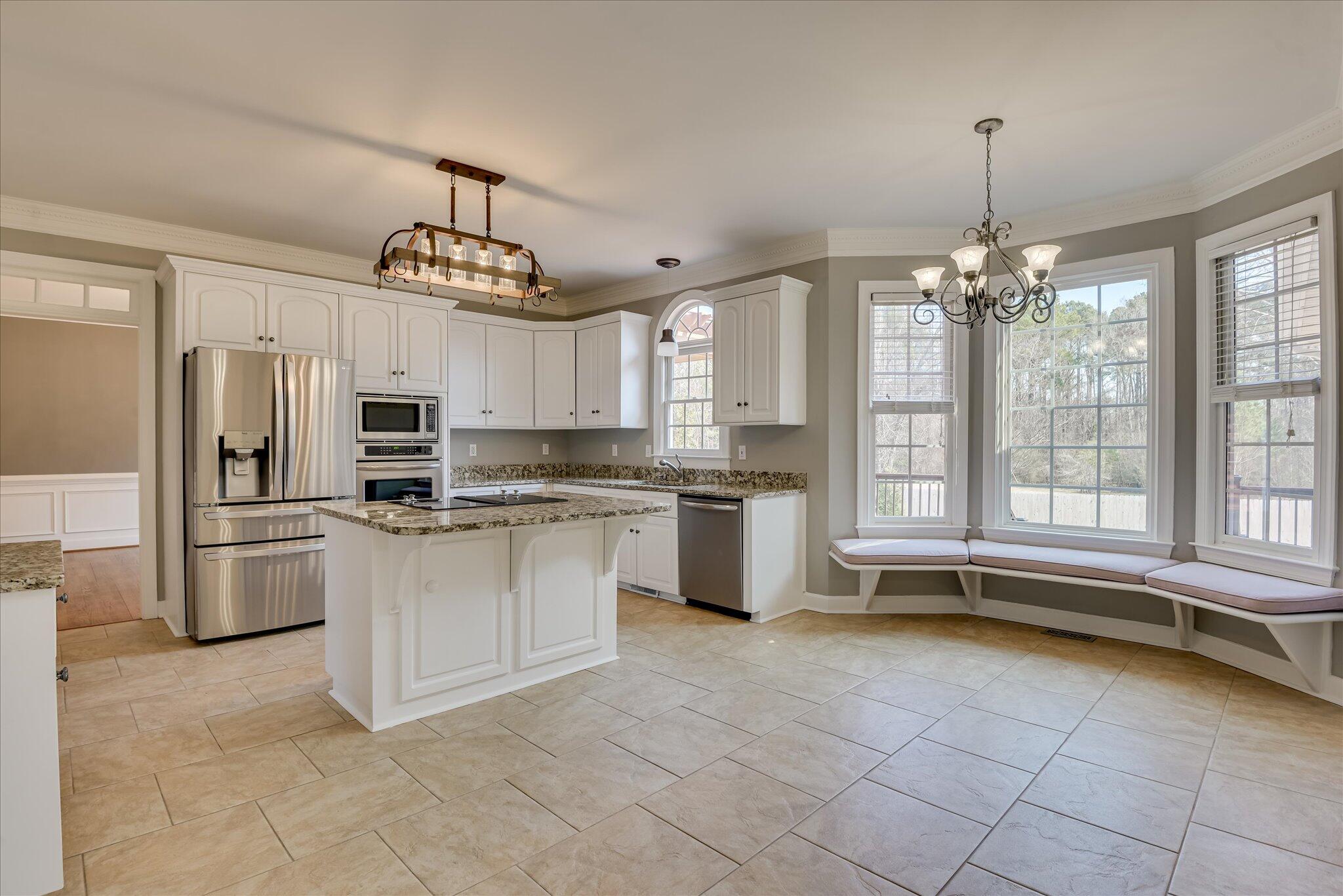 3462 Rhodes Hill Drive