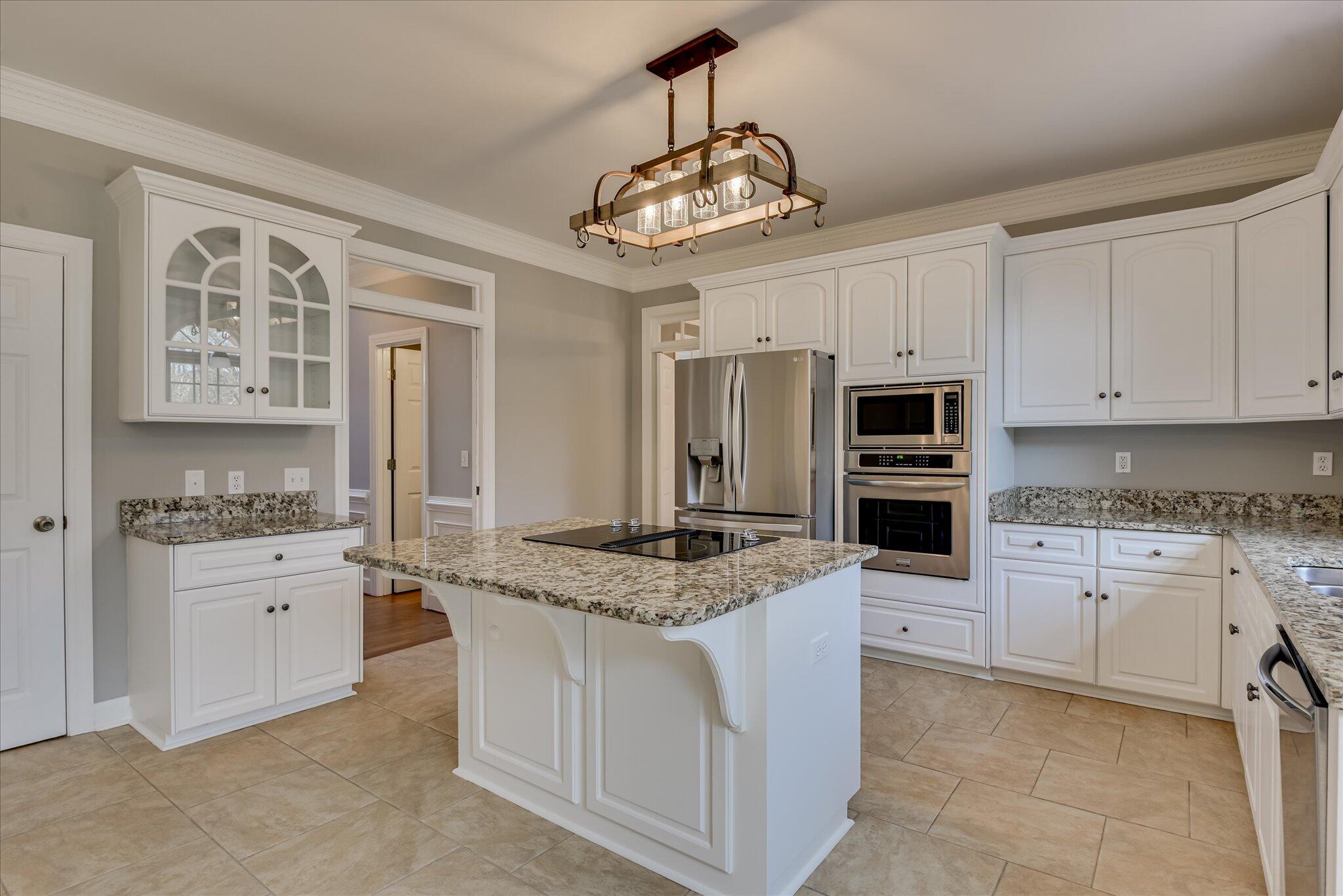 3462 Rhodes Hill Drive