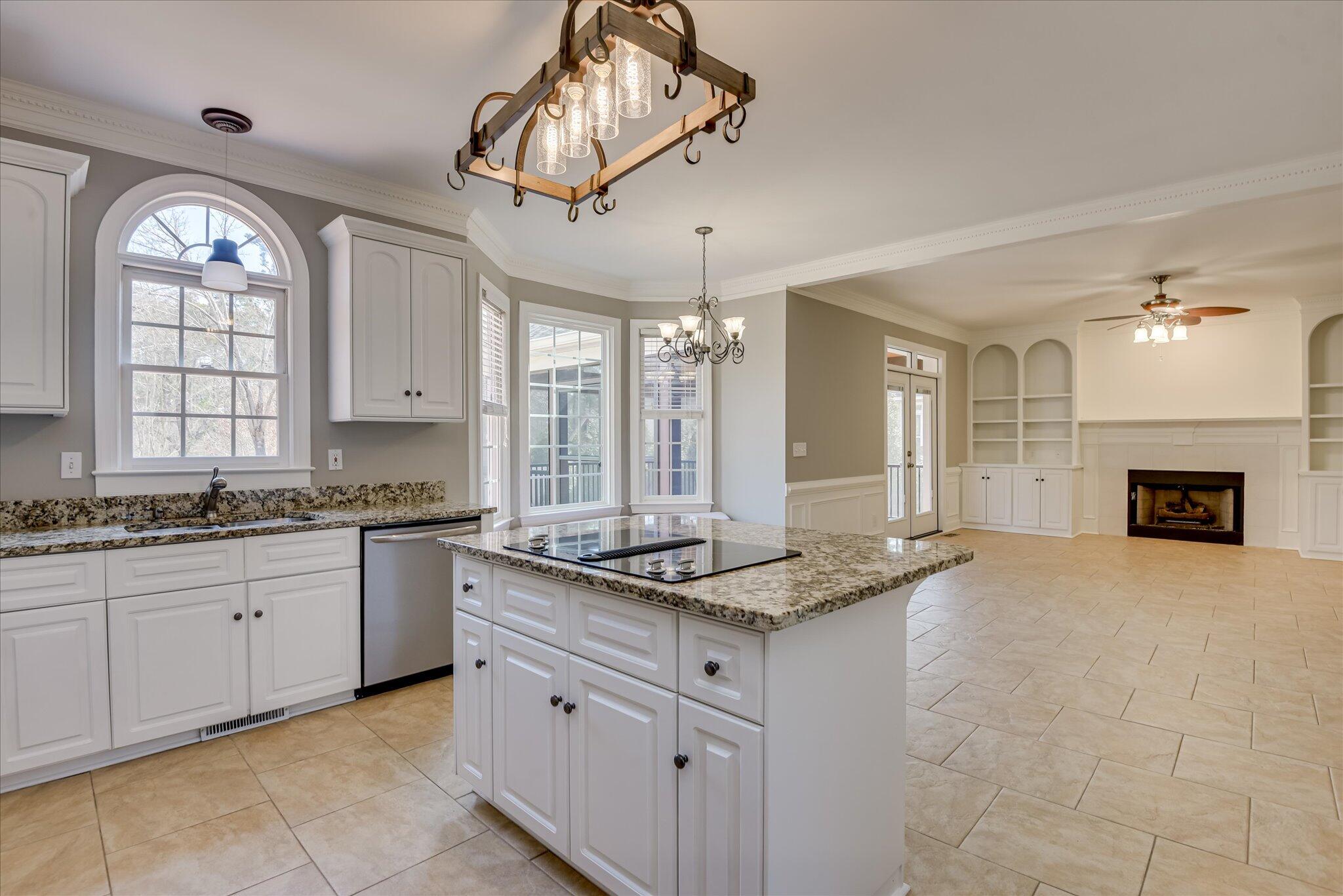 3462 Rhodes Hill Drive