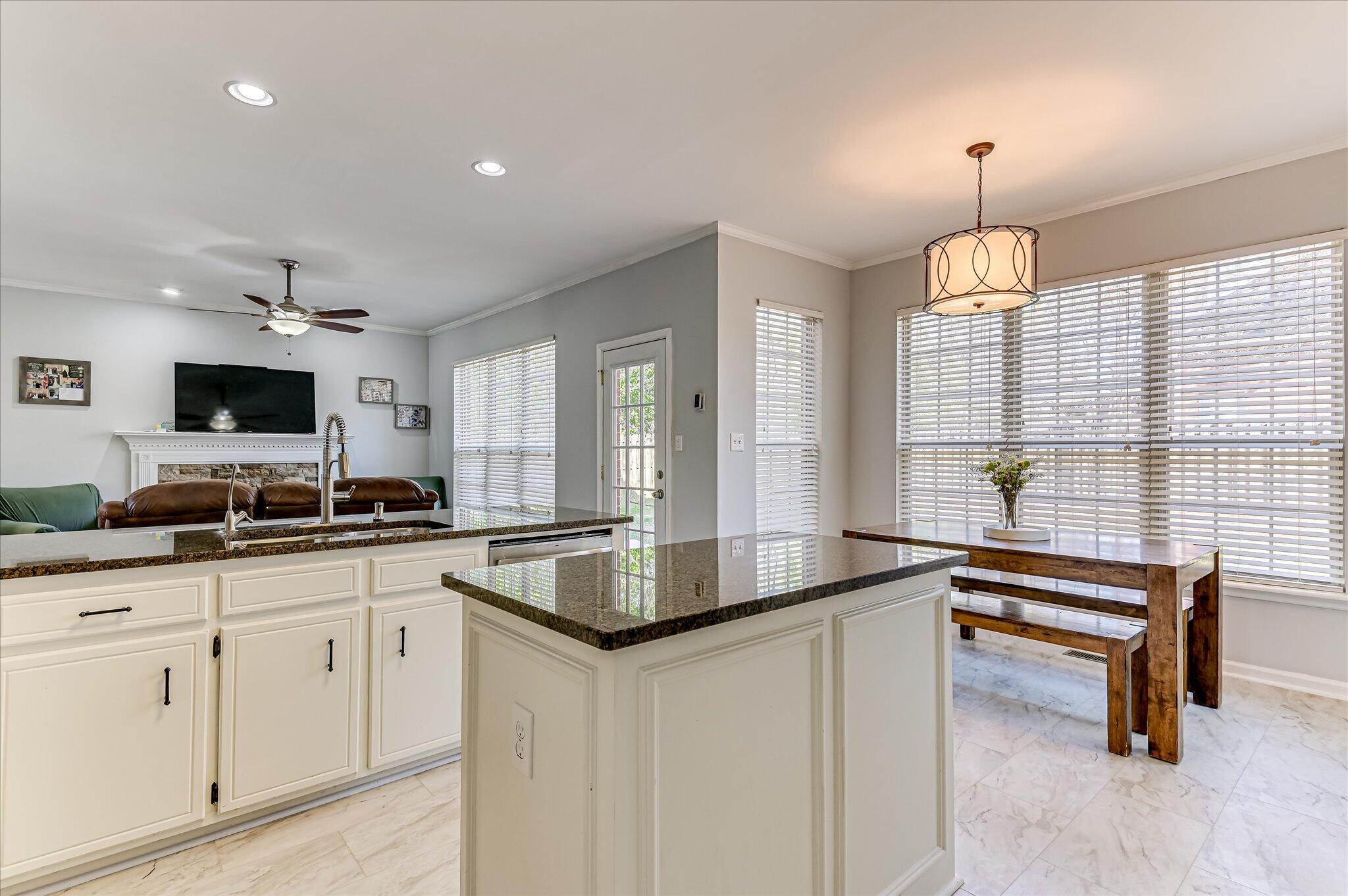 1134 Rivershyre Drive