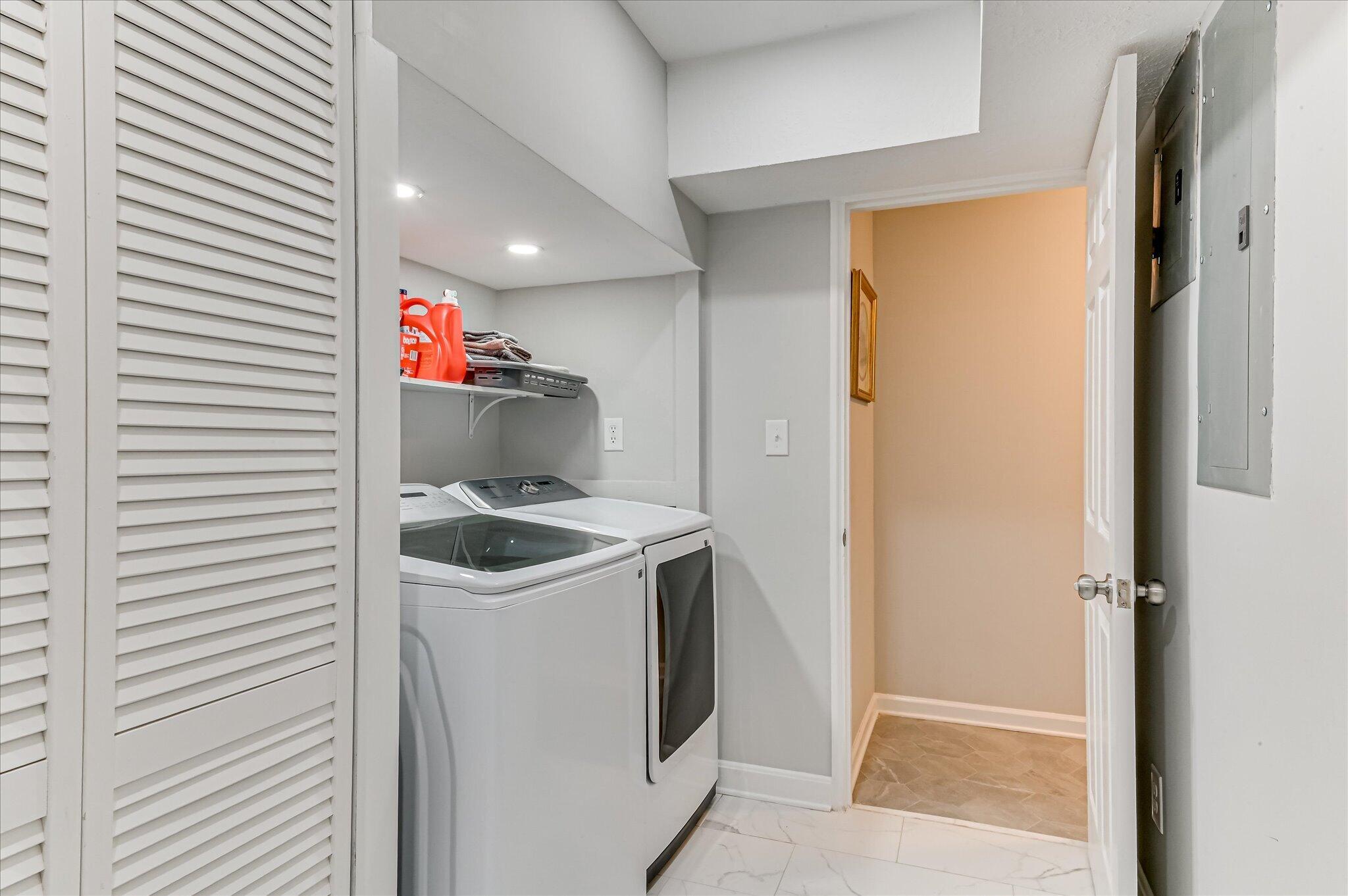 2417 Wilkshire Drive