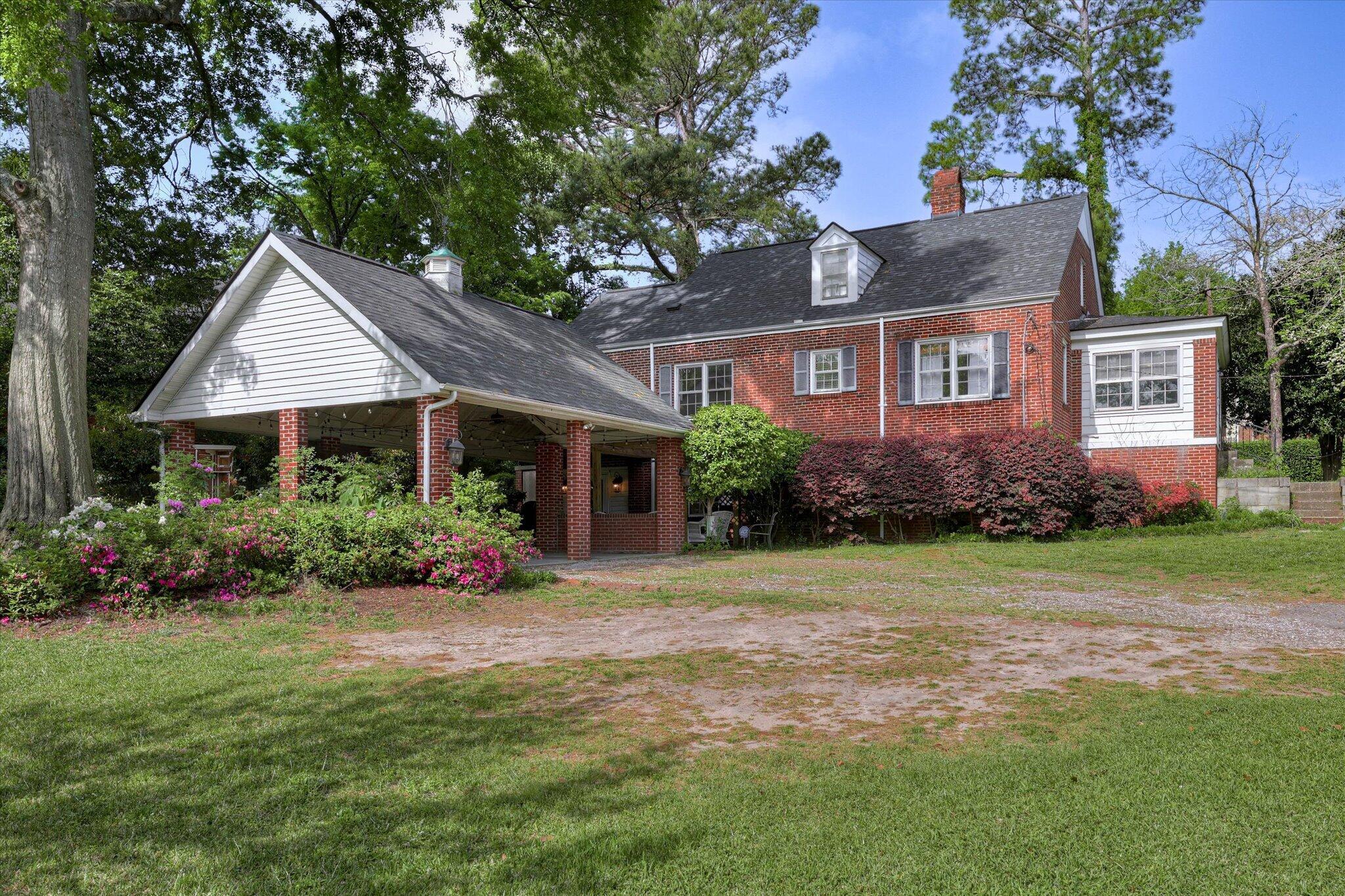 802 Hickman Road