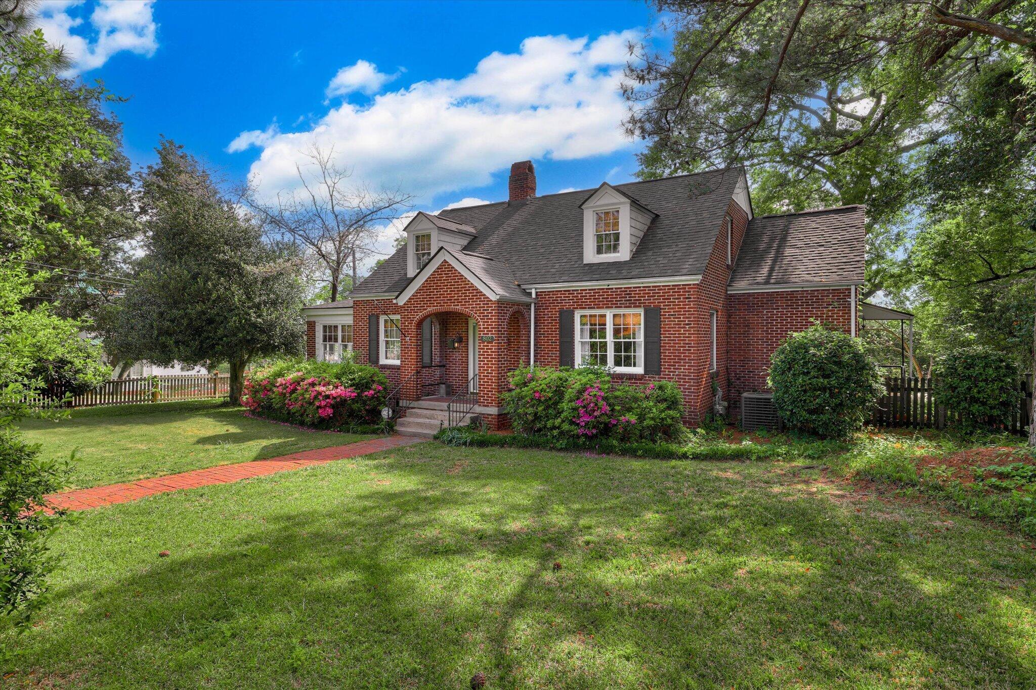 802 Hickman Road