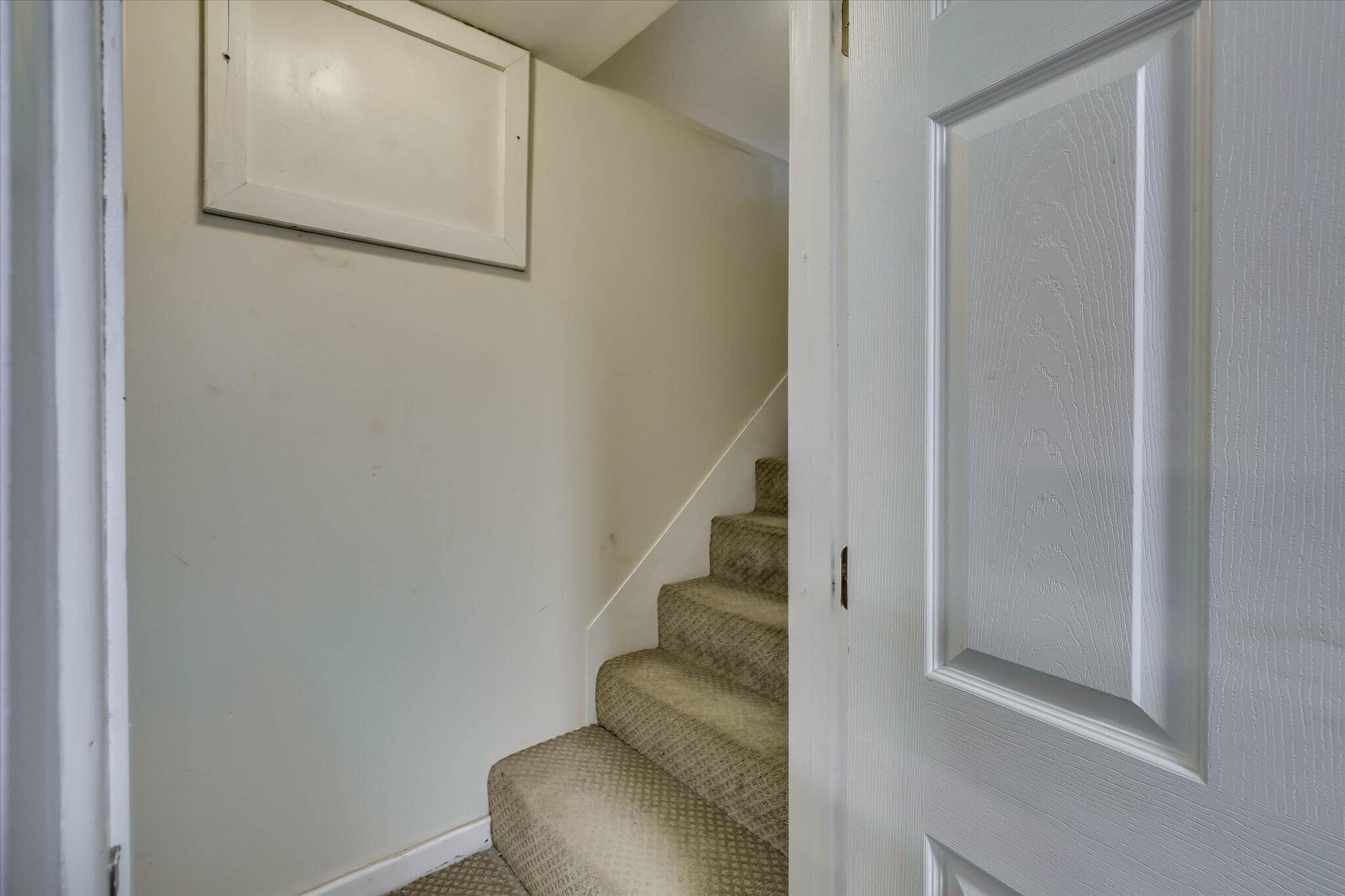 802 Hickman Road