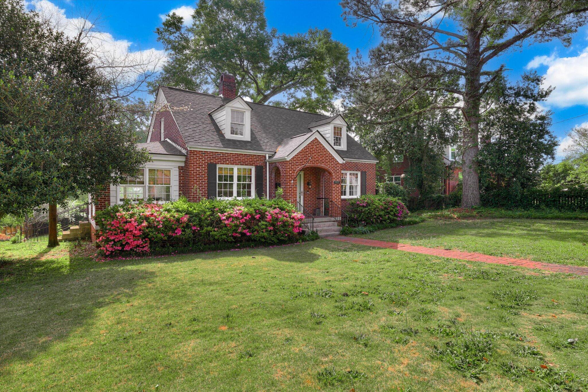 802 Hickman Road