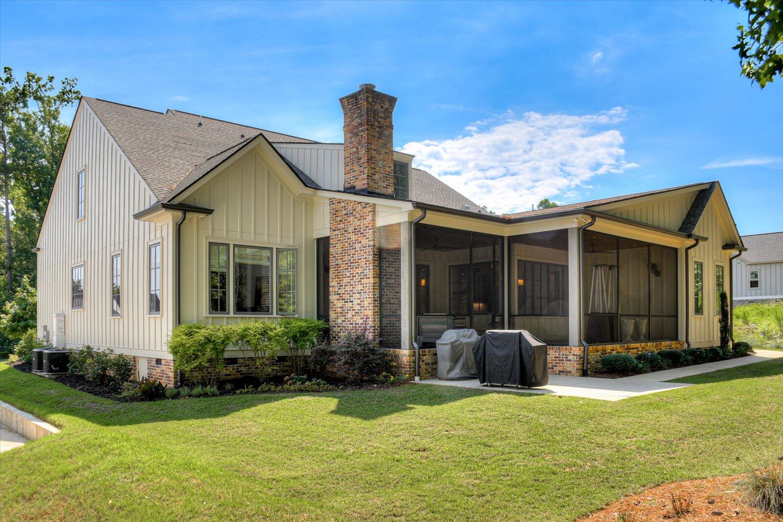 740 Campana Drive