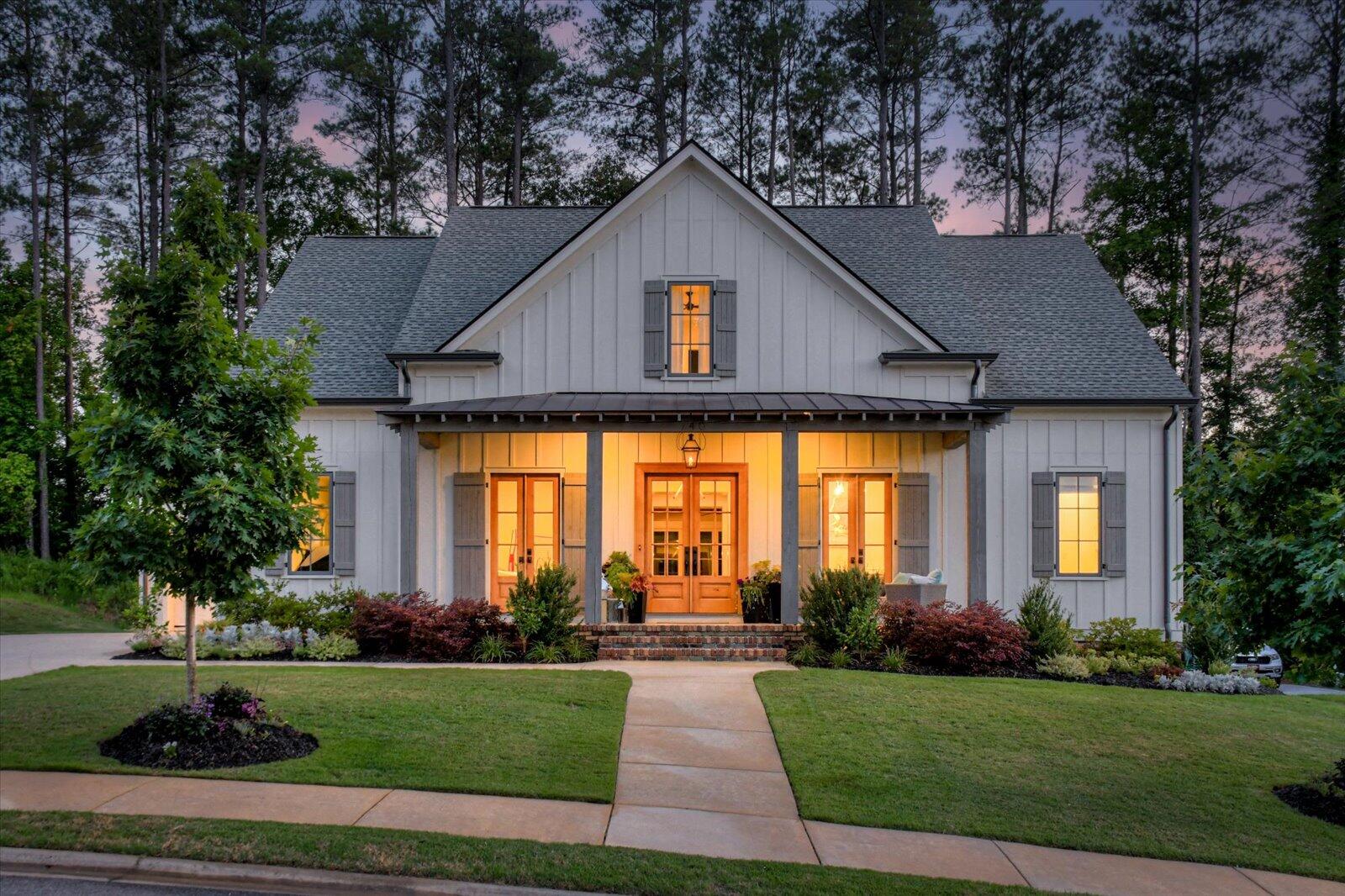 740 Campana Drive