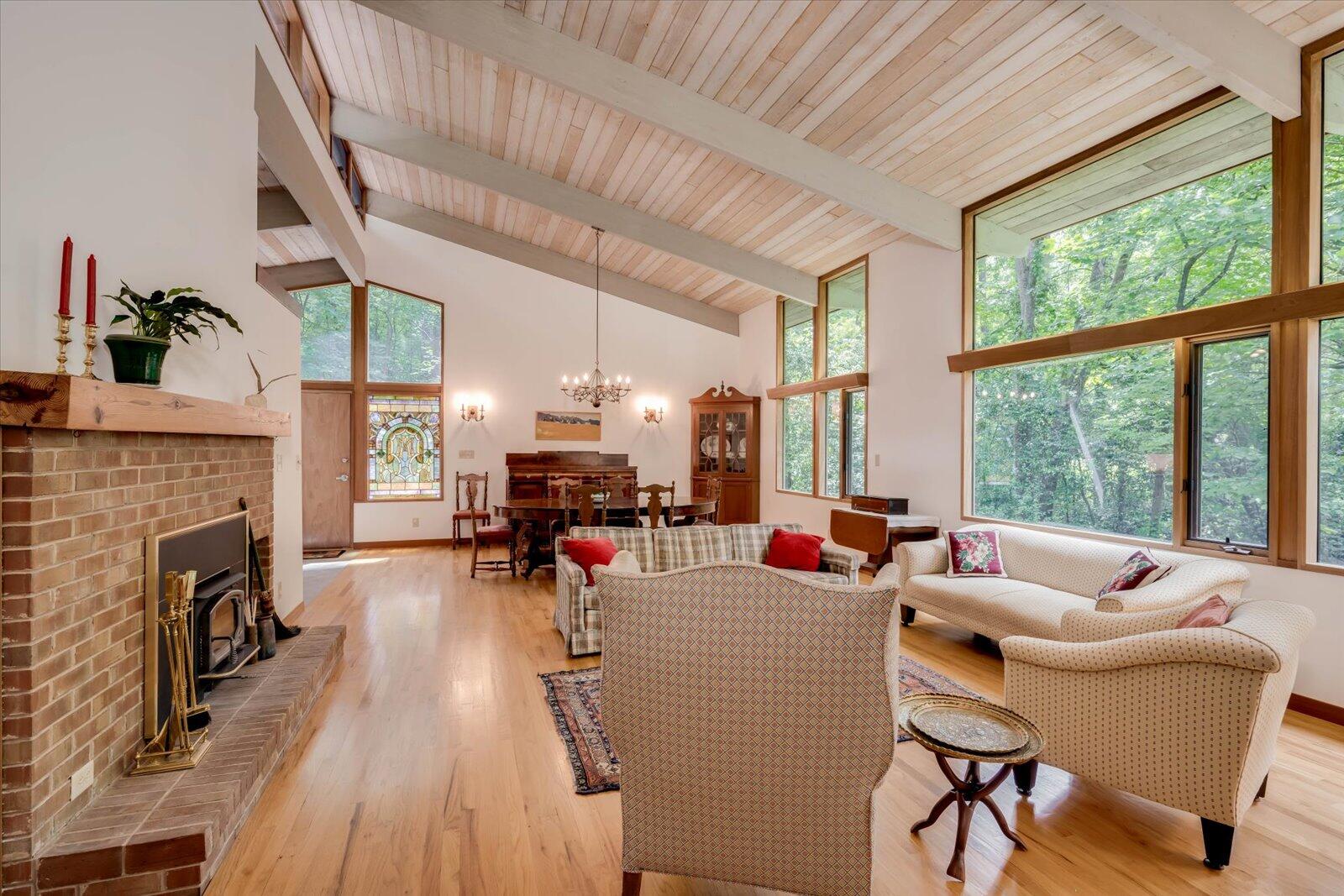 617 Scotts Way