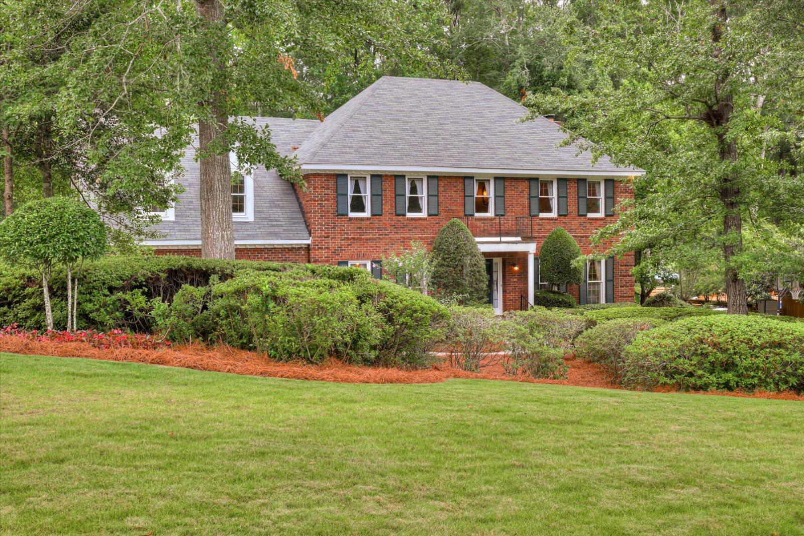 3710 Inverness Way