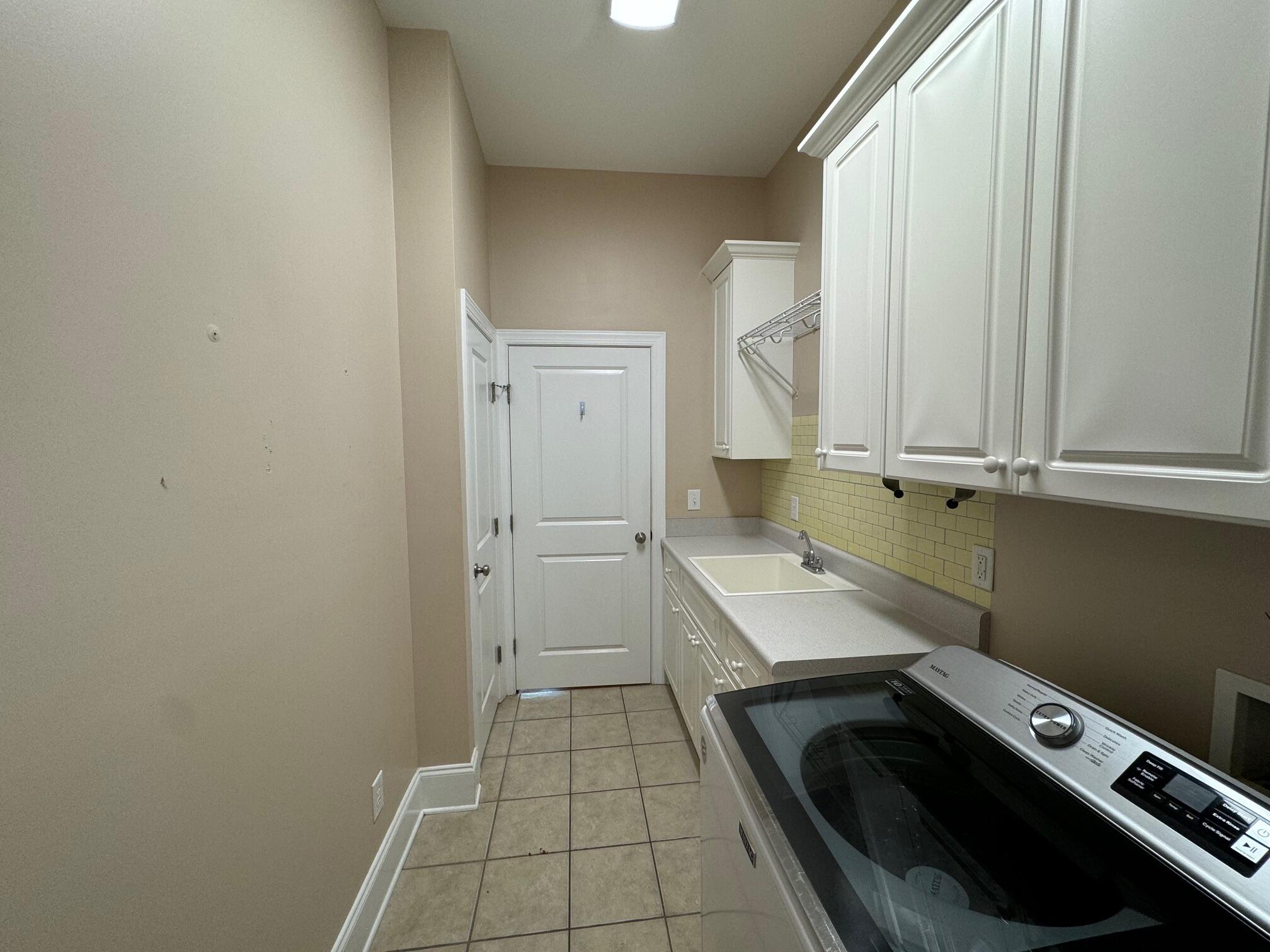 301 River Retreat Court
