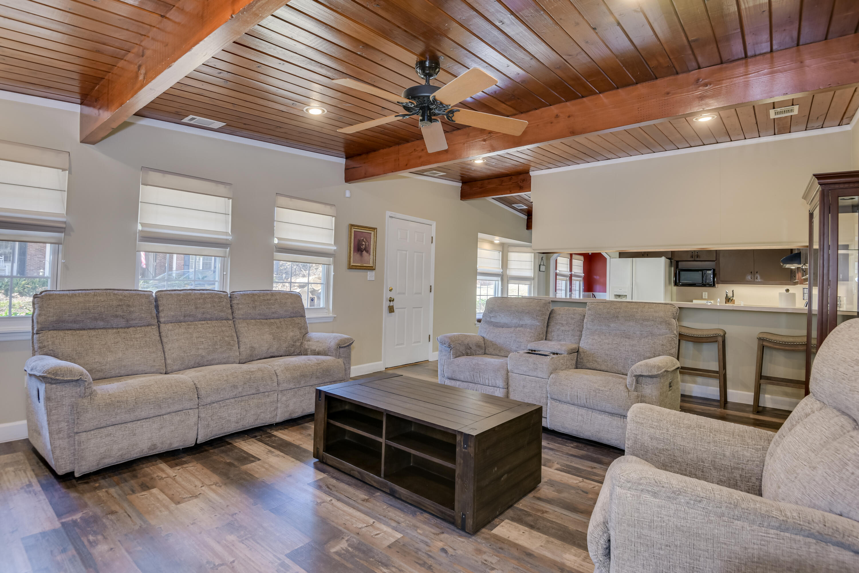 2325 Glenburn Road