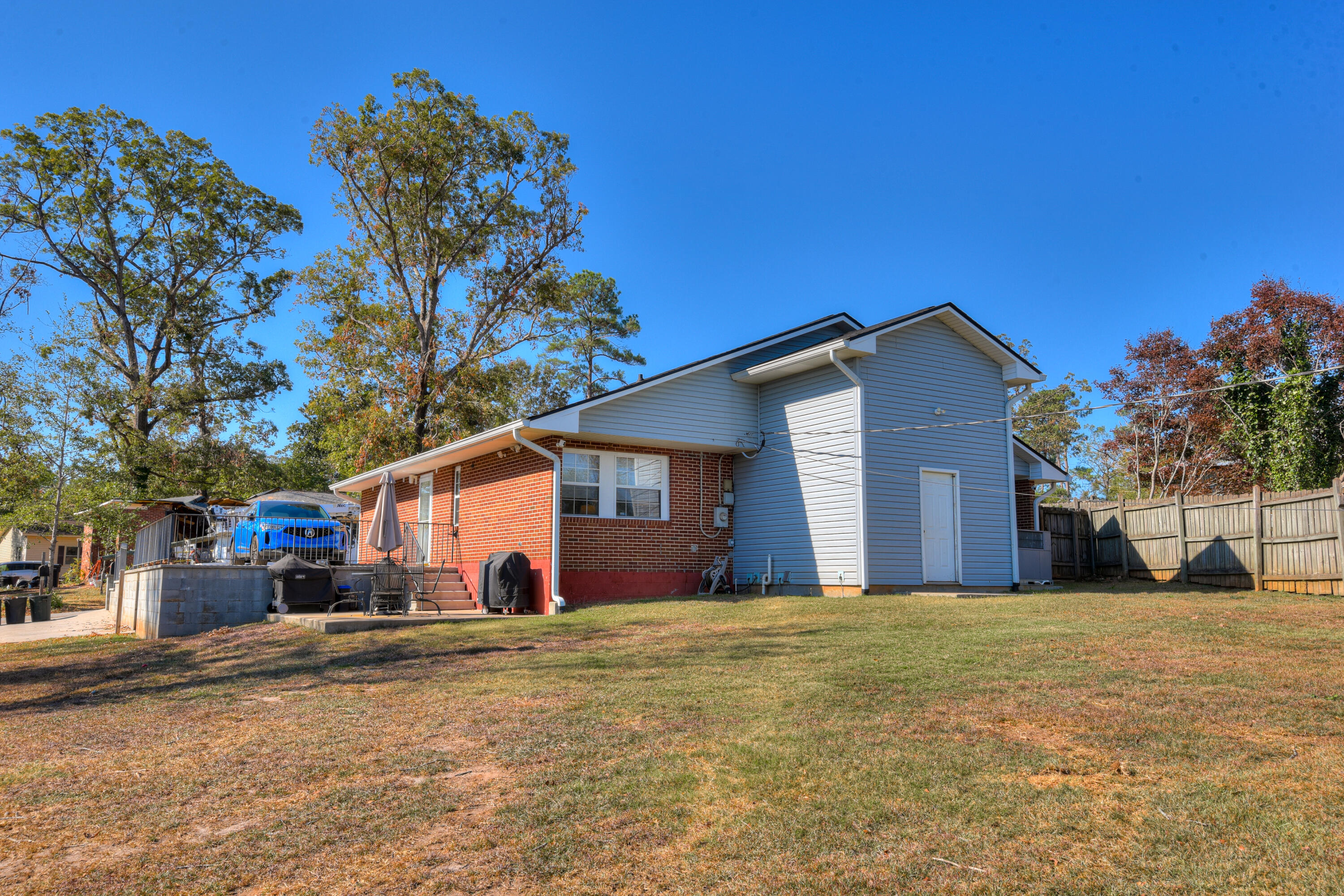 2325 Glenburn Road