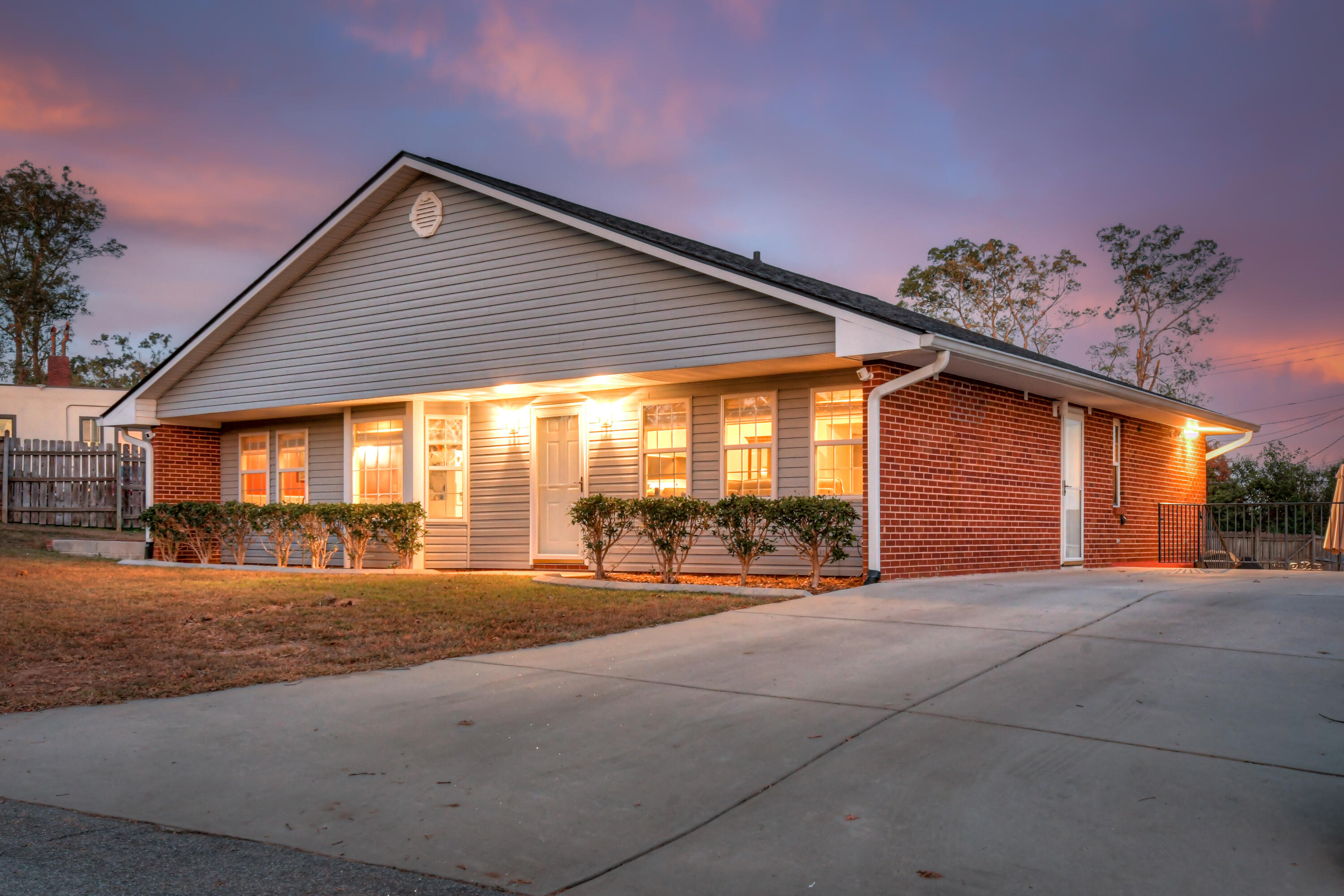 2325 Glenburn Road
