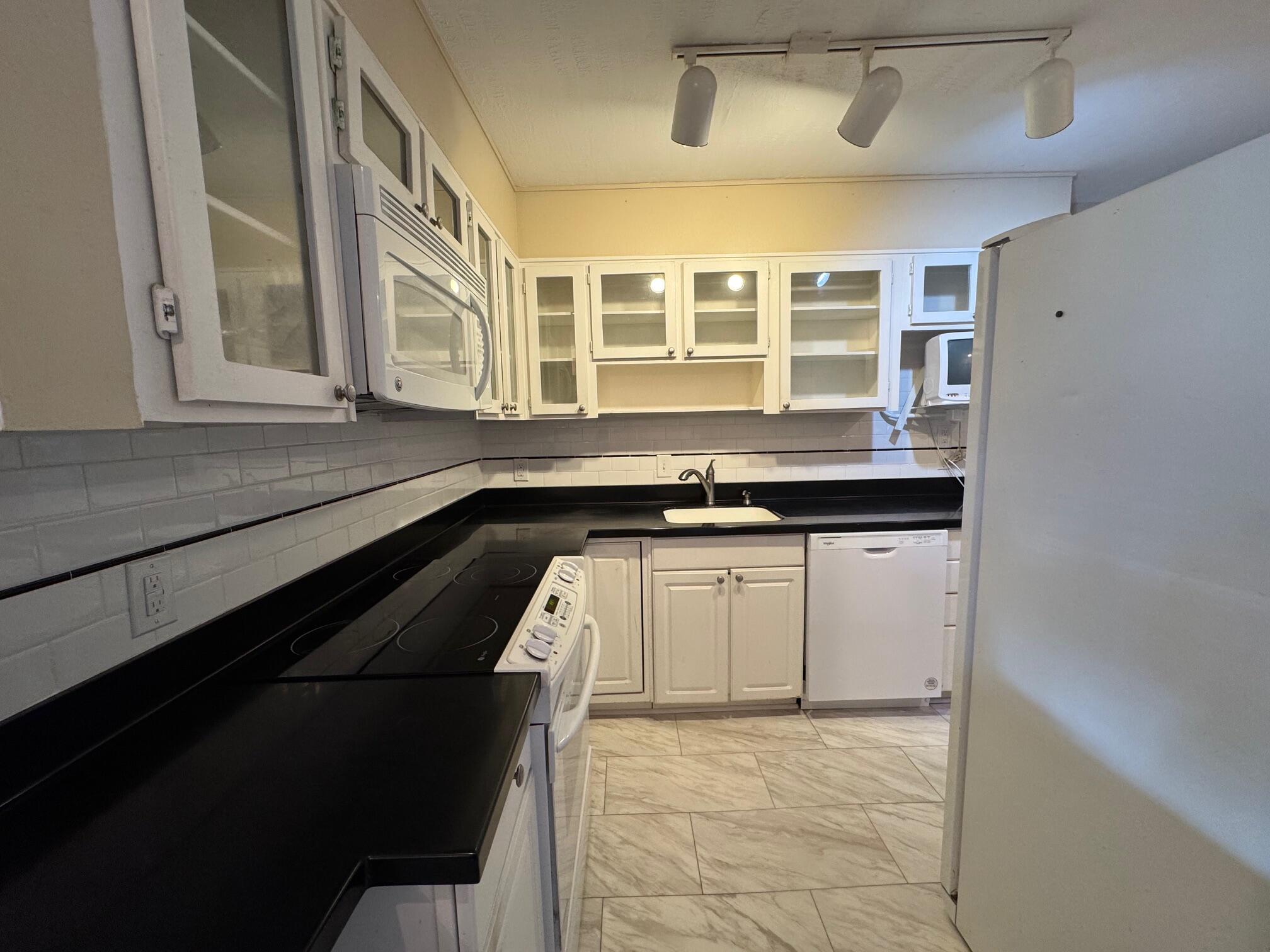 827 Milledge Road F3