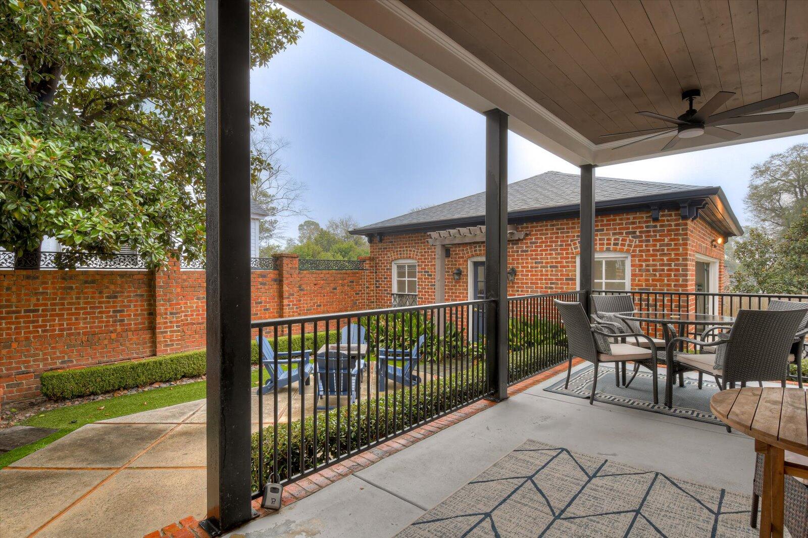 2468 Mcdowell Street