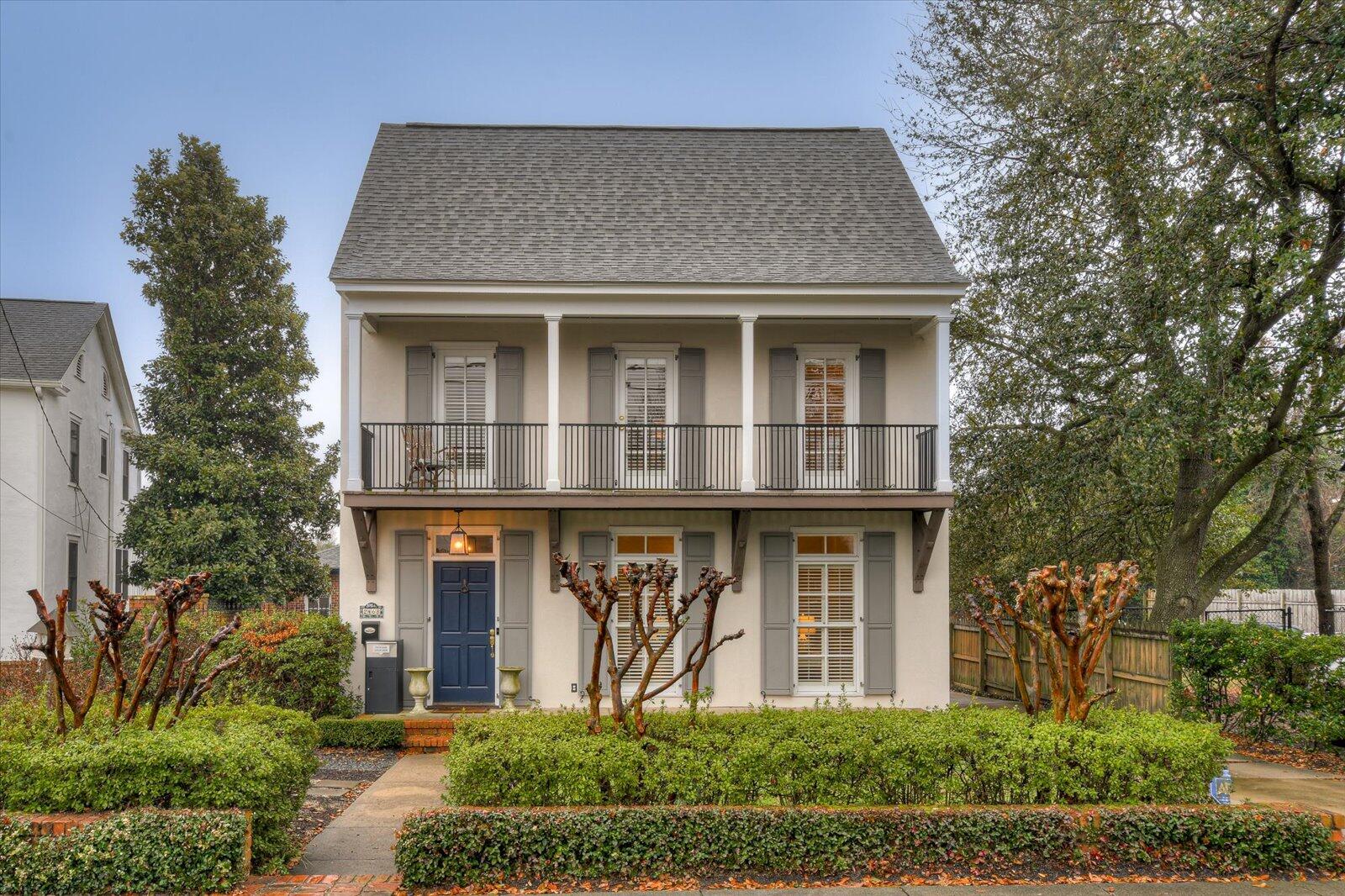 2468 Mcdowell Street