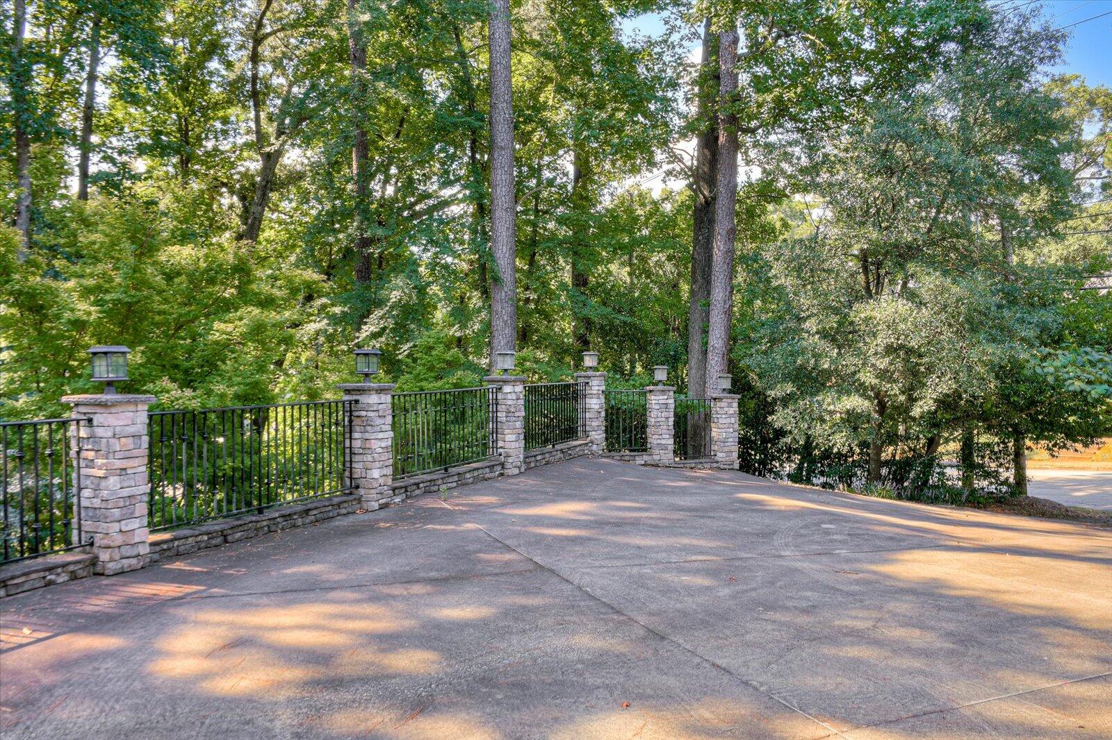 501 Ashland Drive