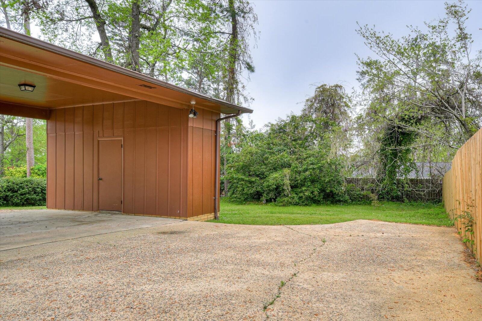 3115 Edinburgh Drive