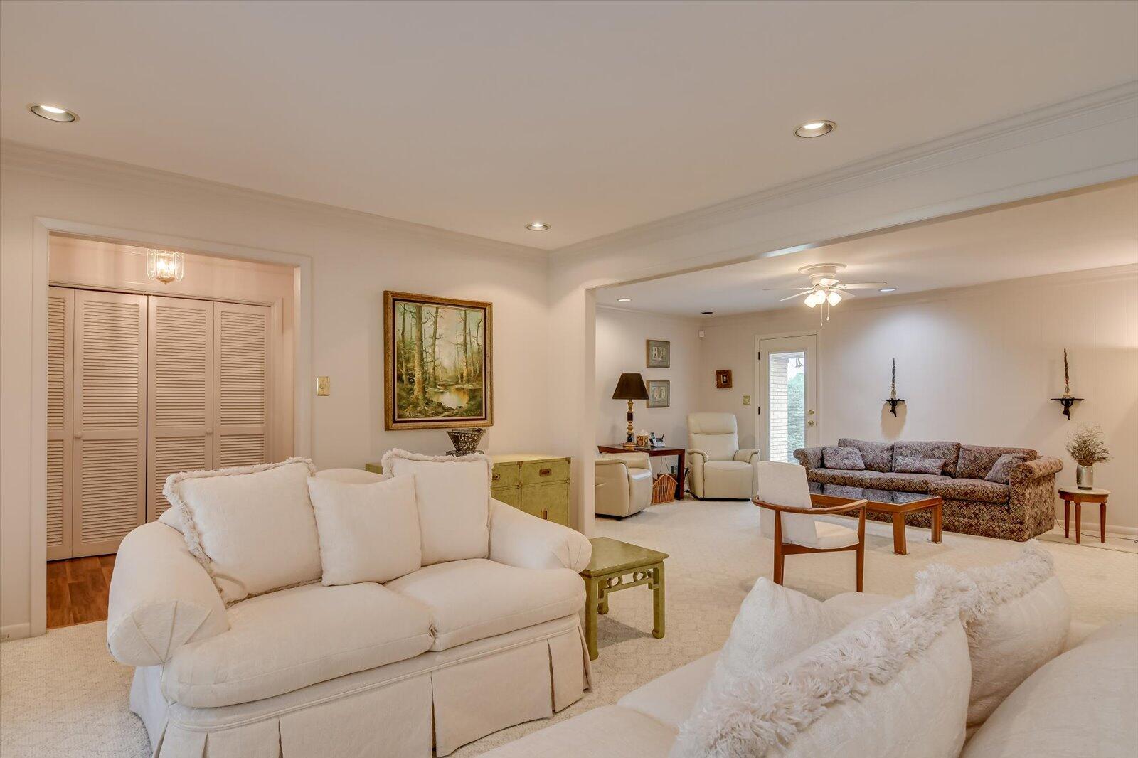 3115 Edinburgh Drive