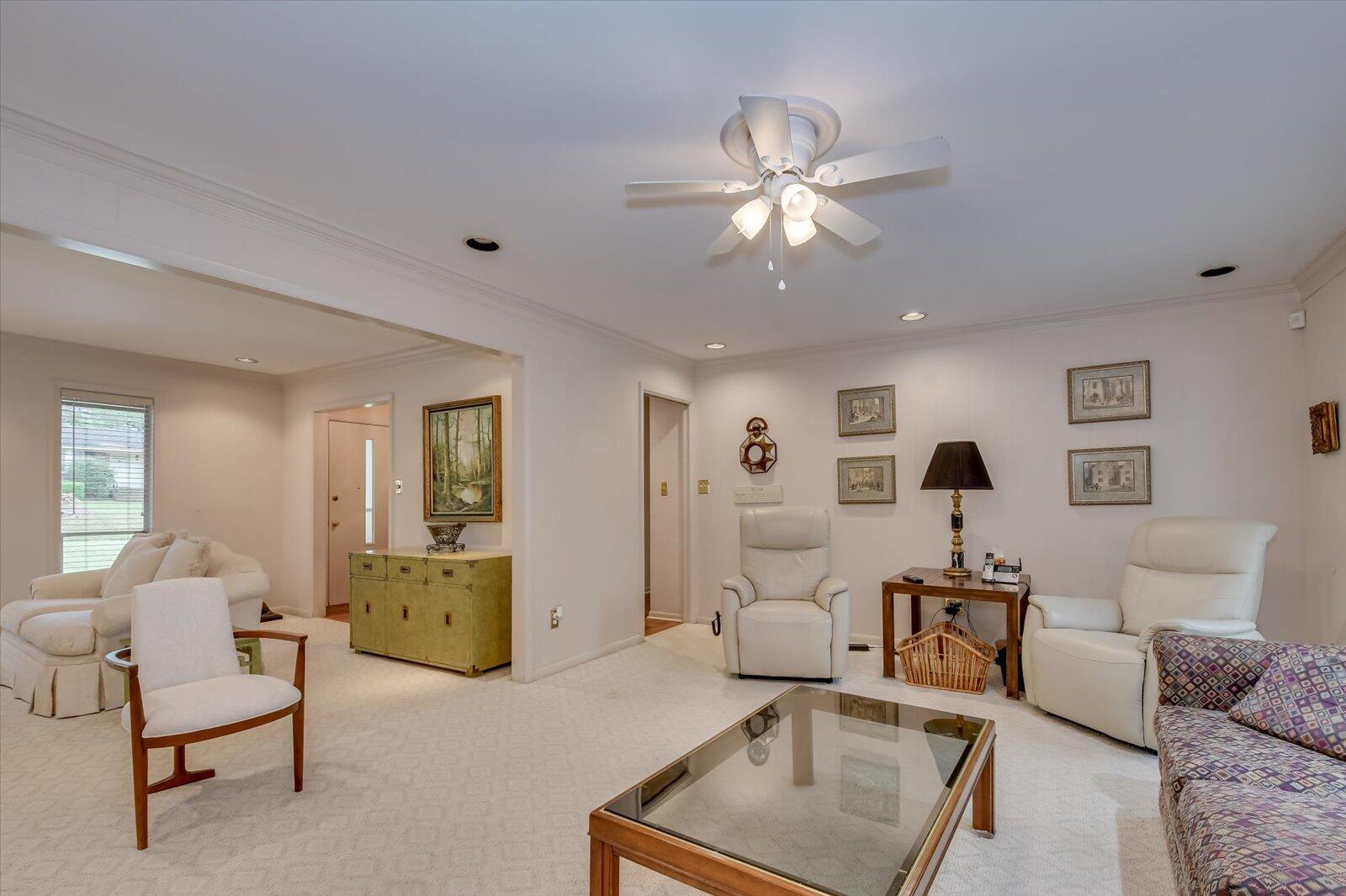 3115 Edinburgh Drive
