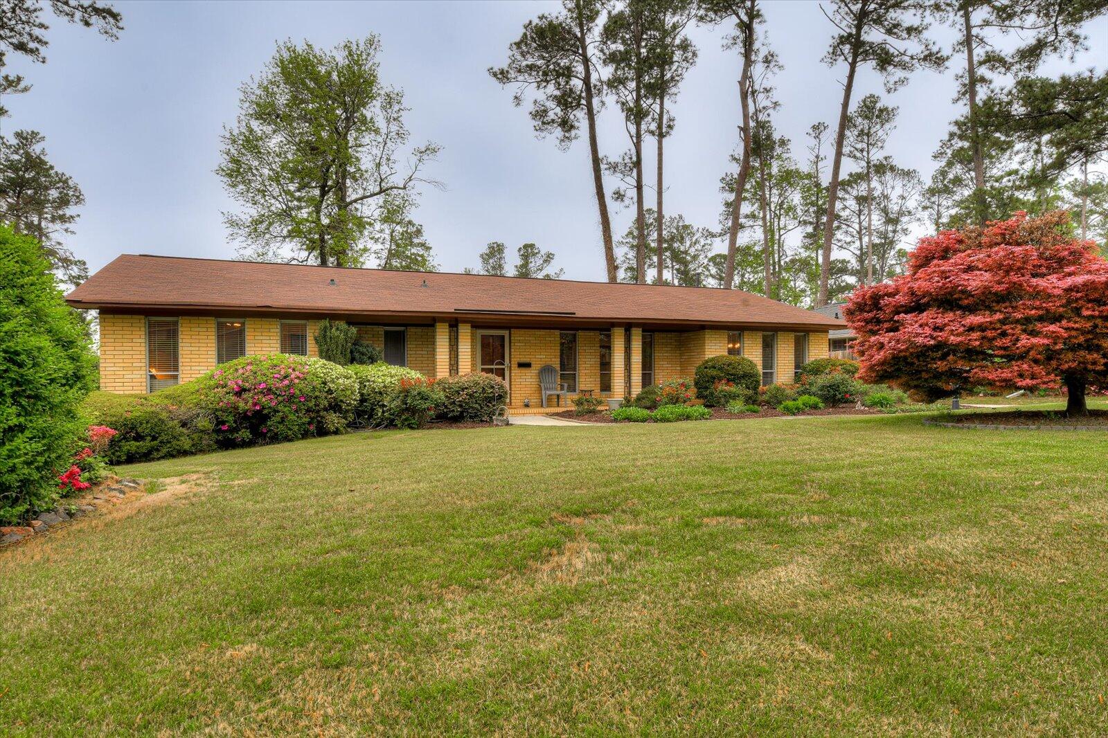 3115 Edinburgh Drive