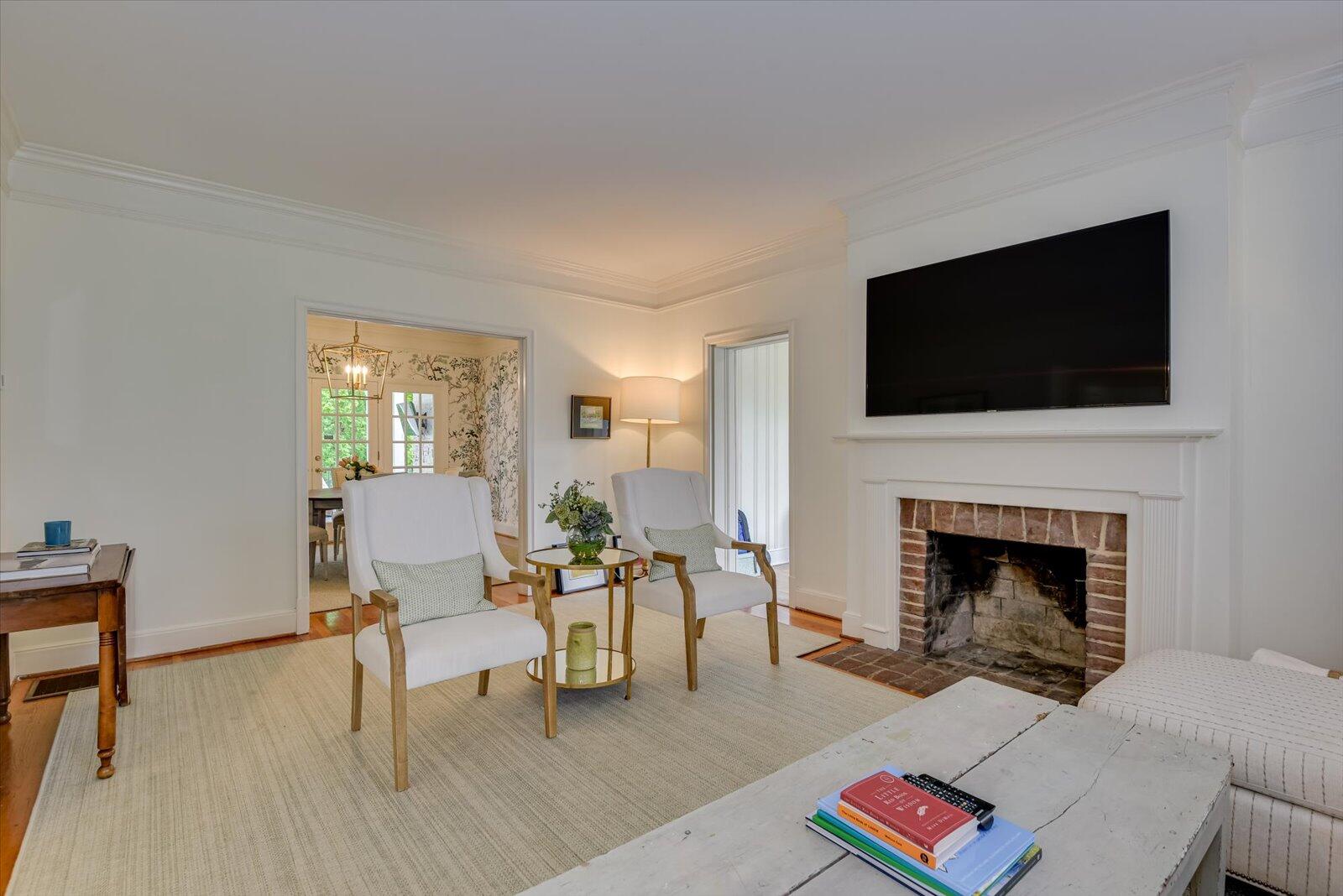 3017 Fox Spring Road